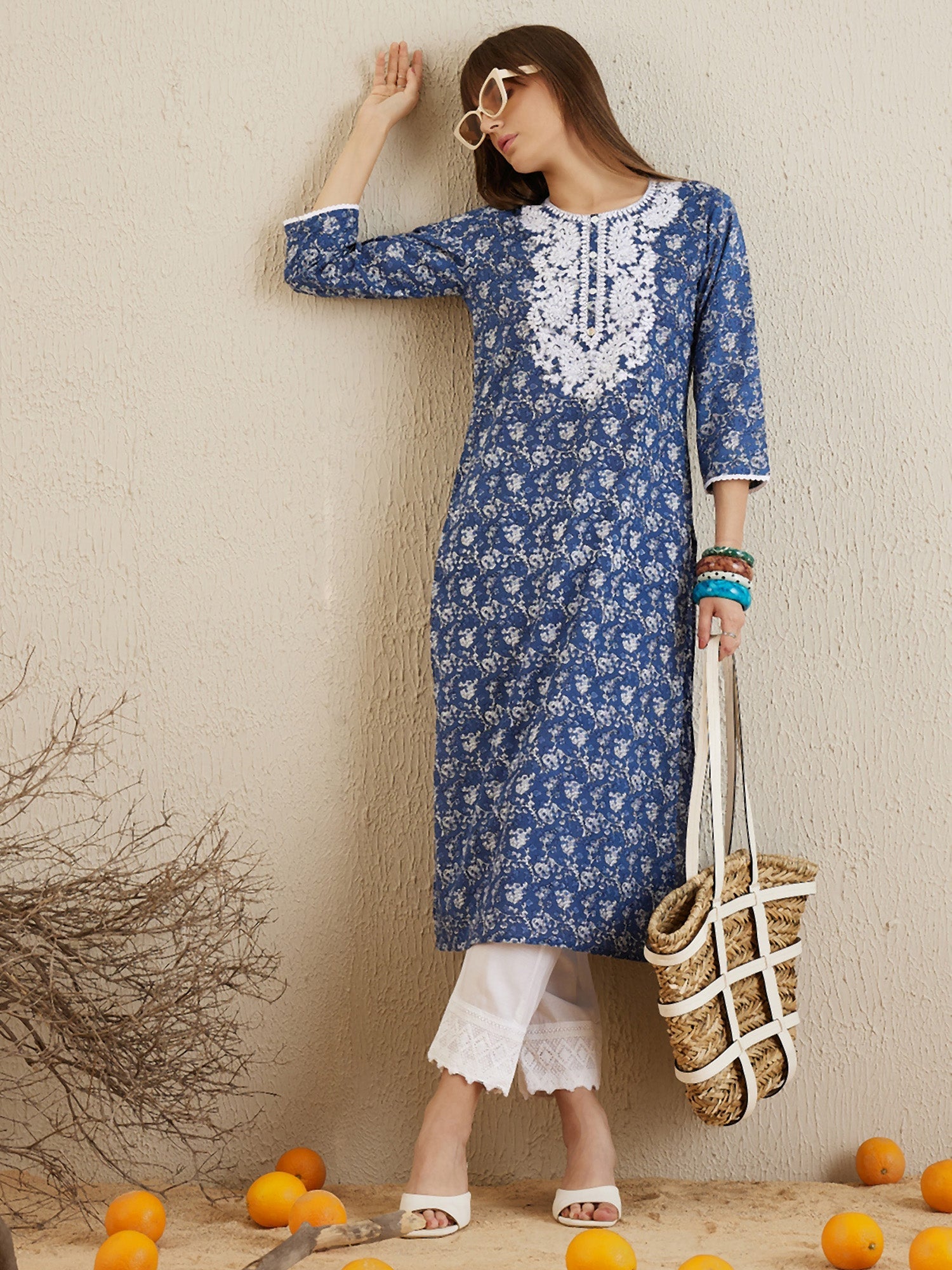 Women's Blue Cotton Kurta - Taantav