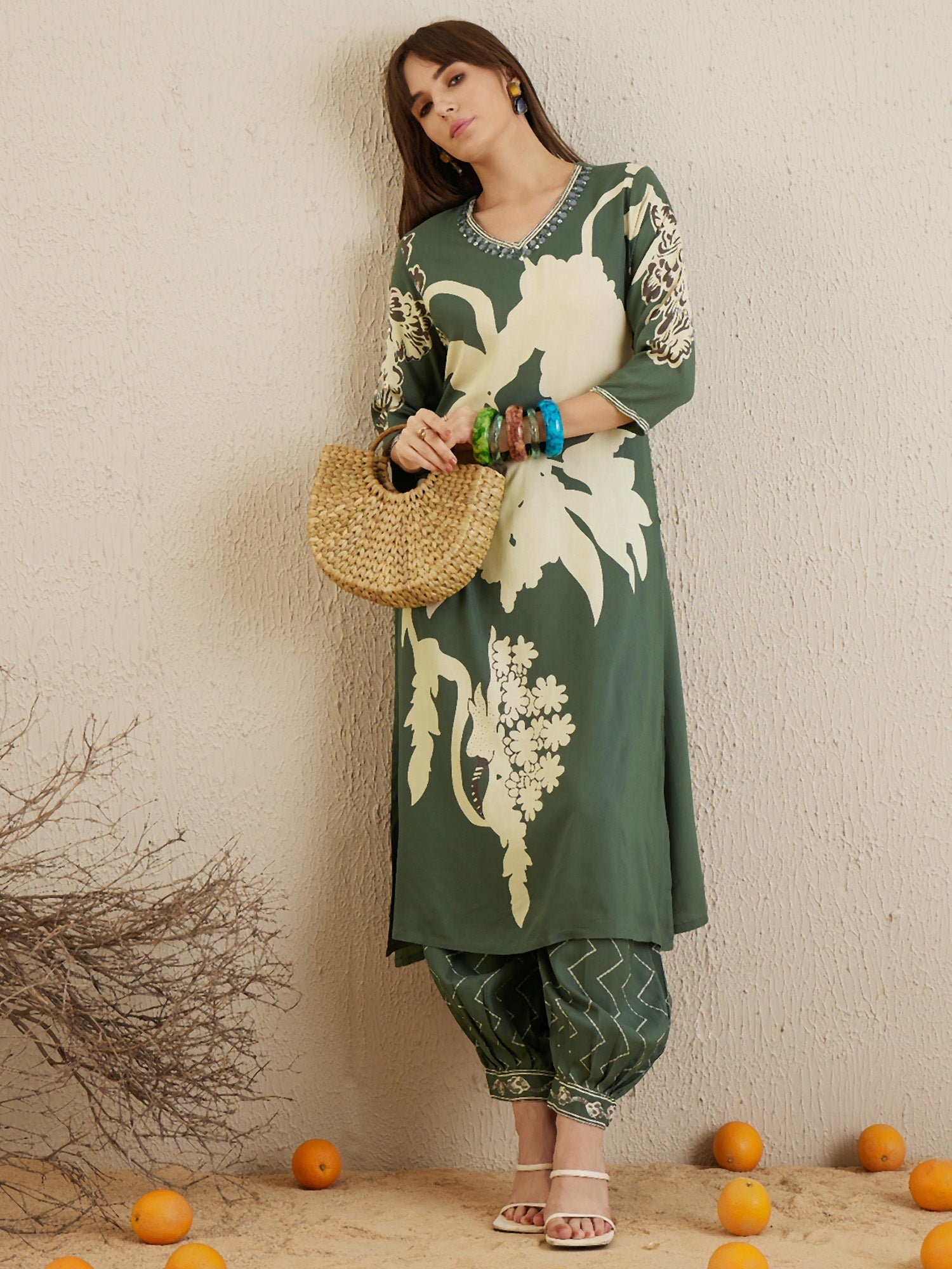 Women's Green Viscose Rayon Kurta Set - Taantav