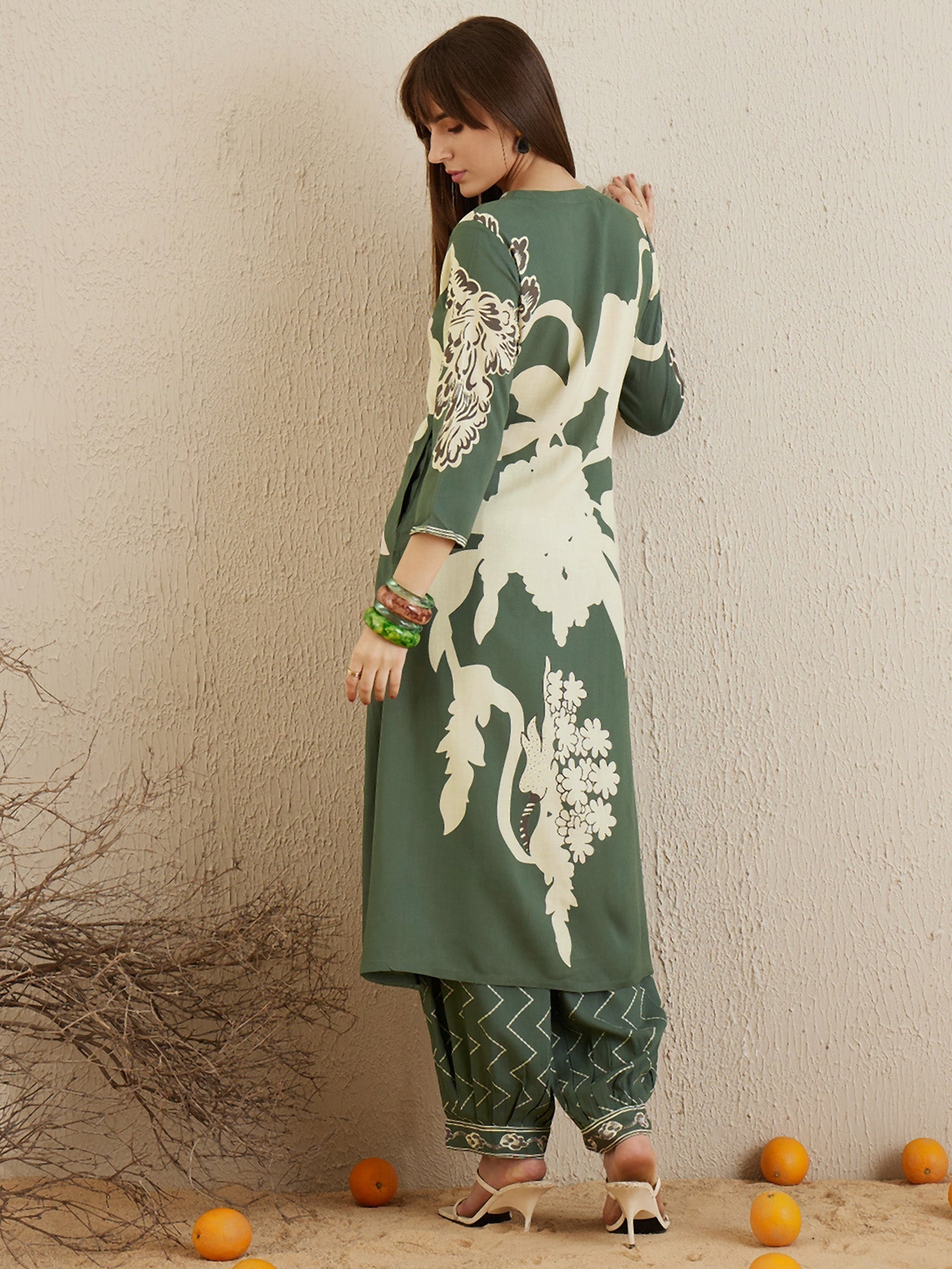 Women's Green Viscose Rayon Kurta Set - Taantav