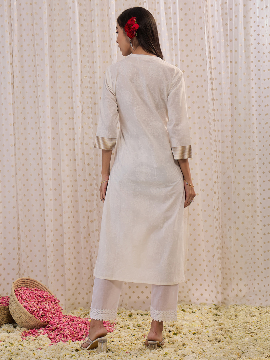 Women's Off White Cotton Kurta - Taantav