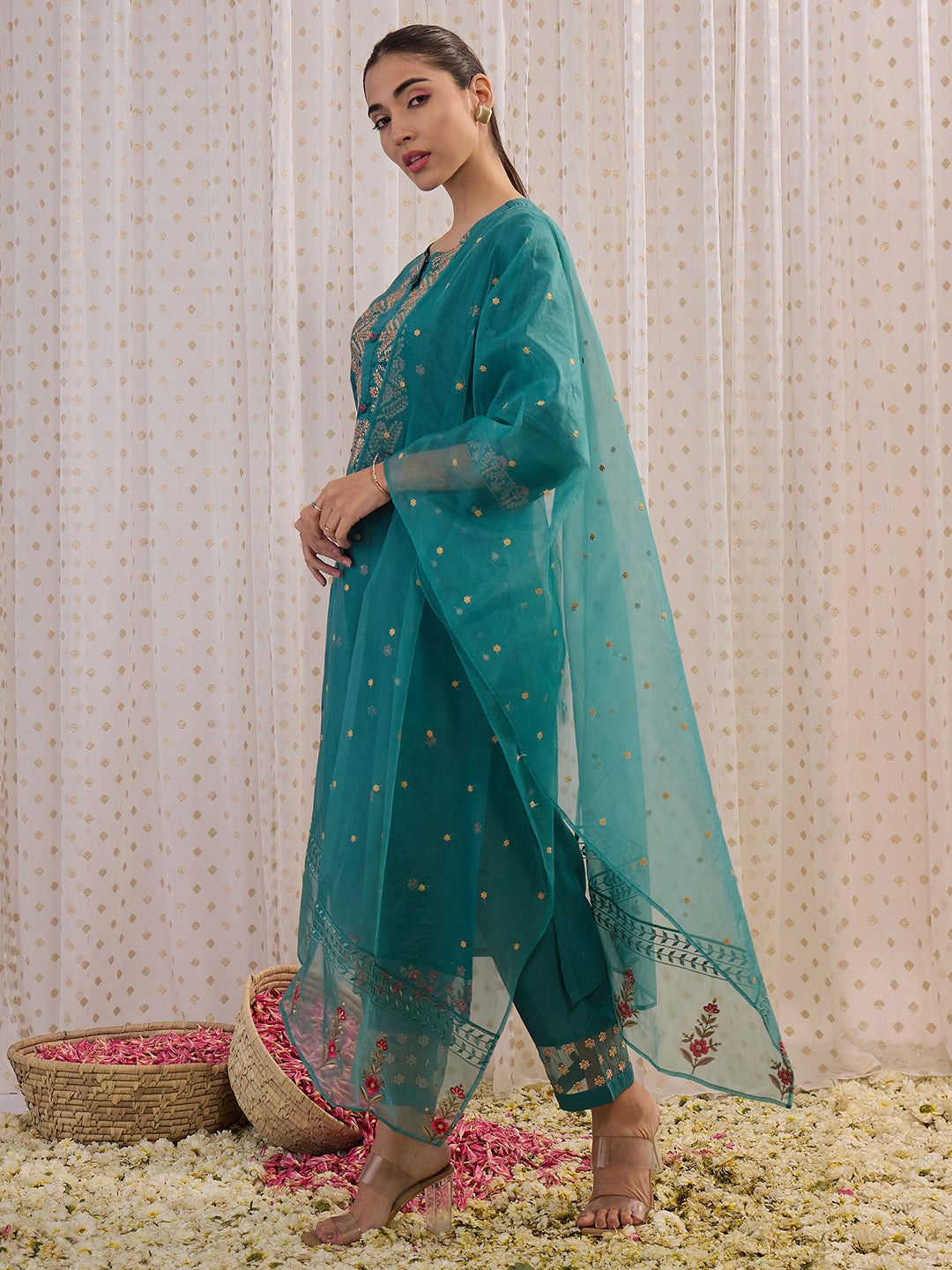 Women's Sea Green Silk Blend Kurta Set - Taantav