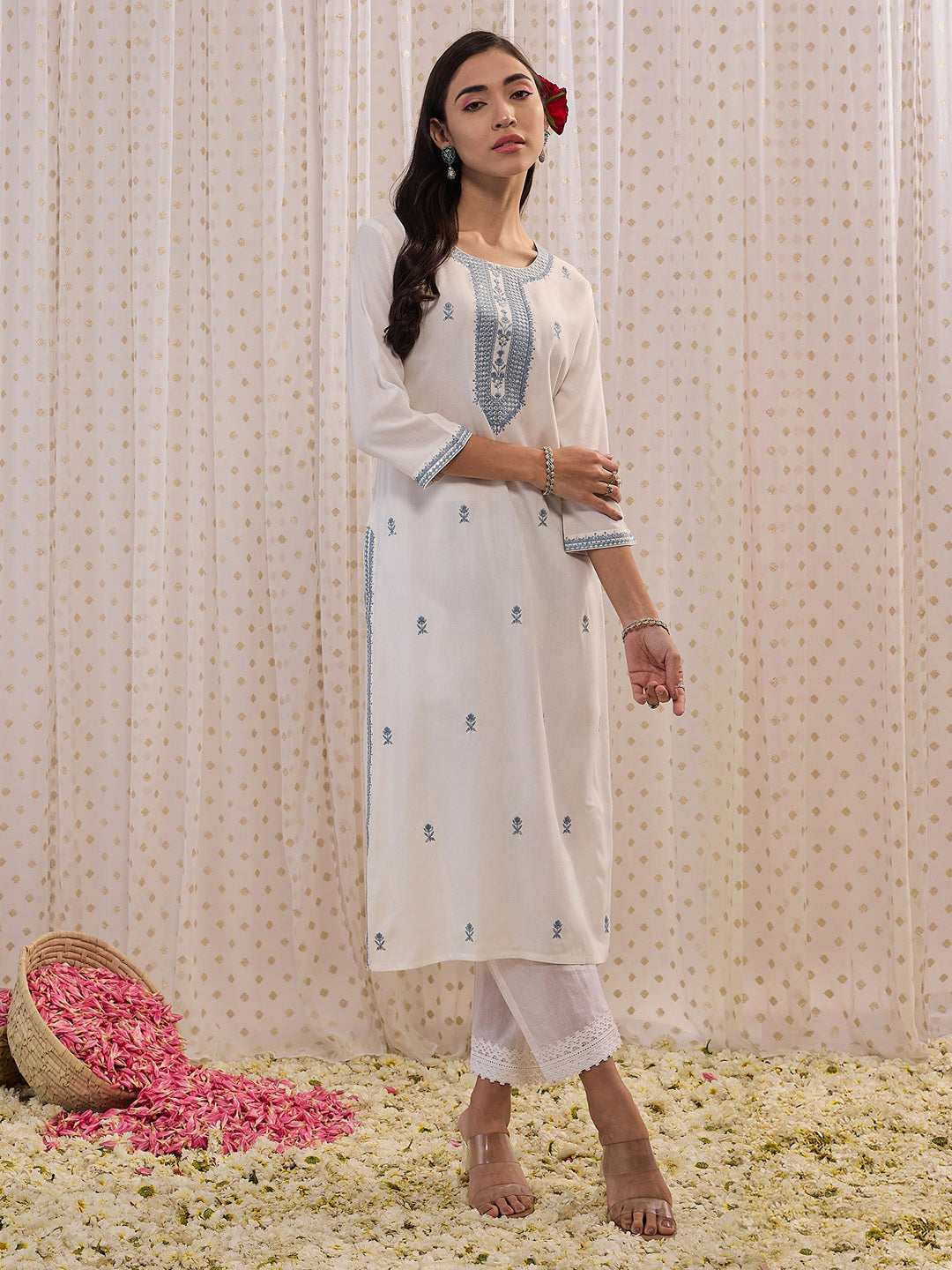 Women's White Blended Kurta - Taantav