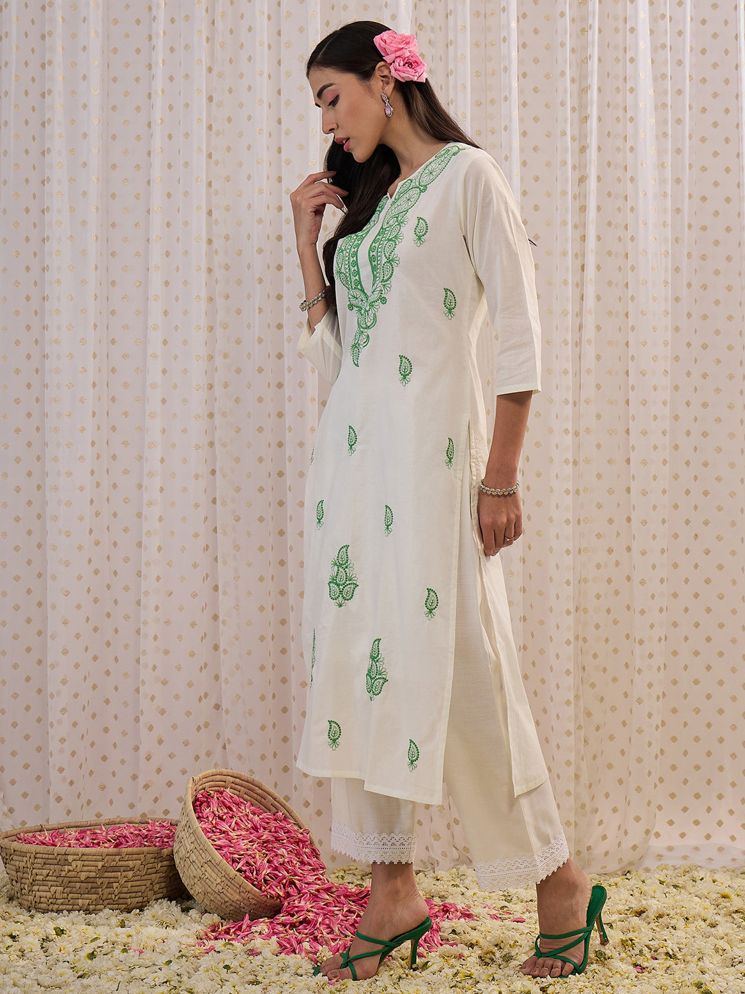 Women's White Cotton Kurta - Taantav