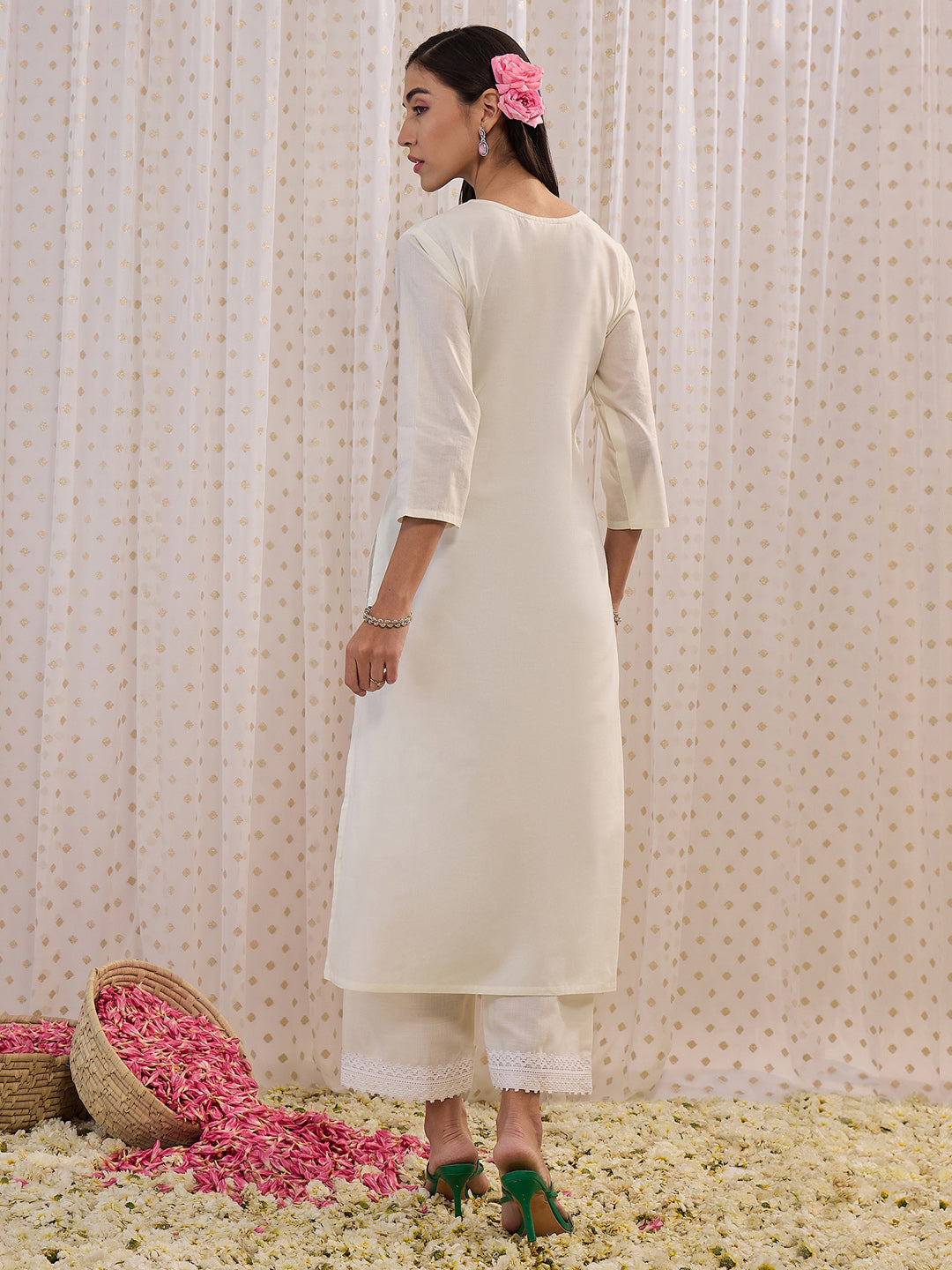 Women's White Cotton Kurta - Taantav