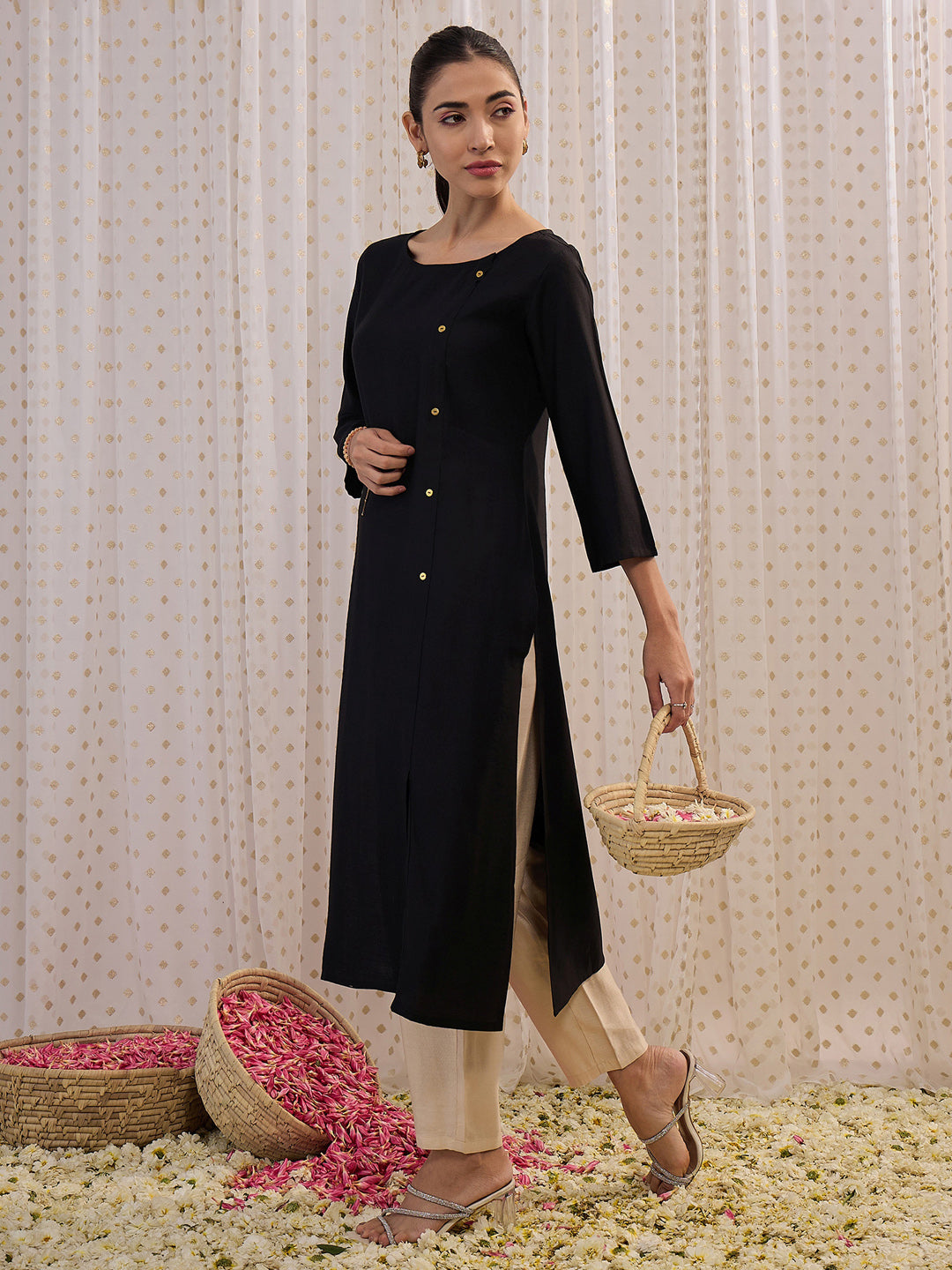 Women's Black Liva Kurta - Taantav