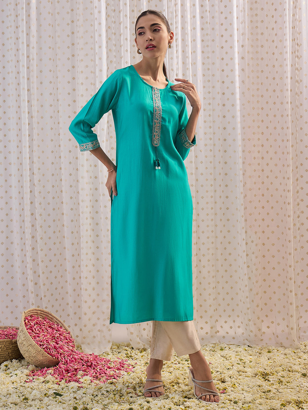 Women's Blue Chanderi Silk Kurta - Taantav