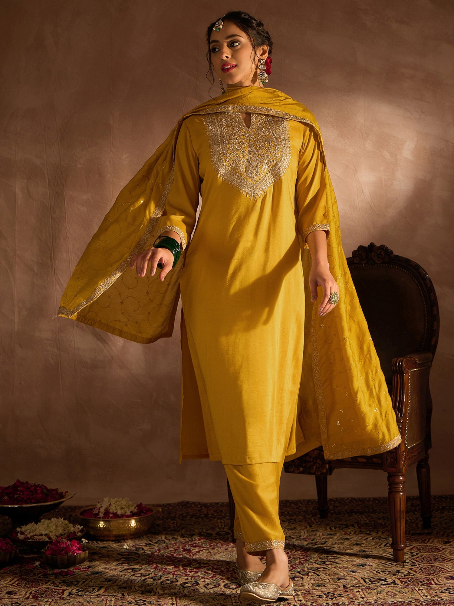 Women's Yellow Chinon Kurta Set - Taantav