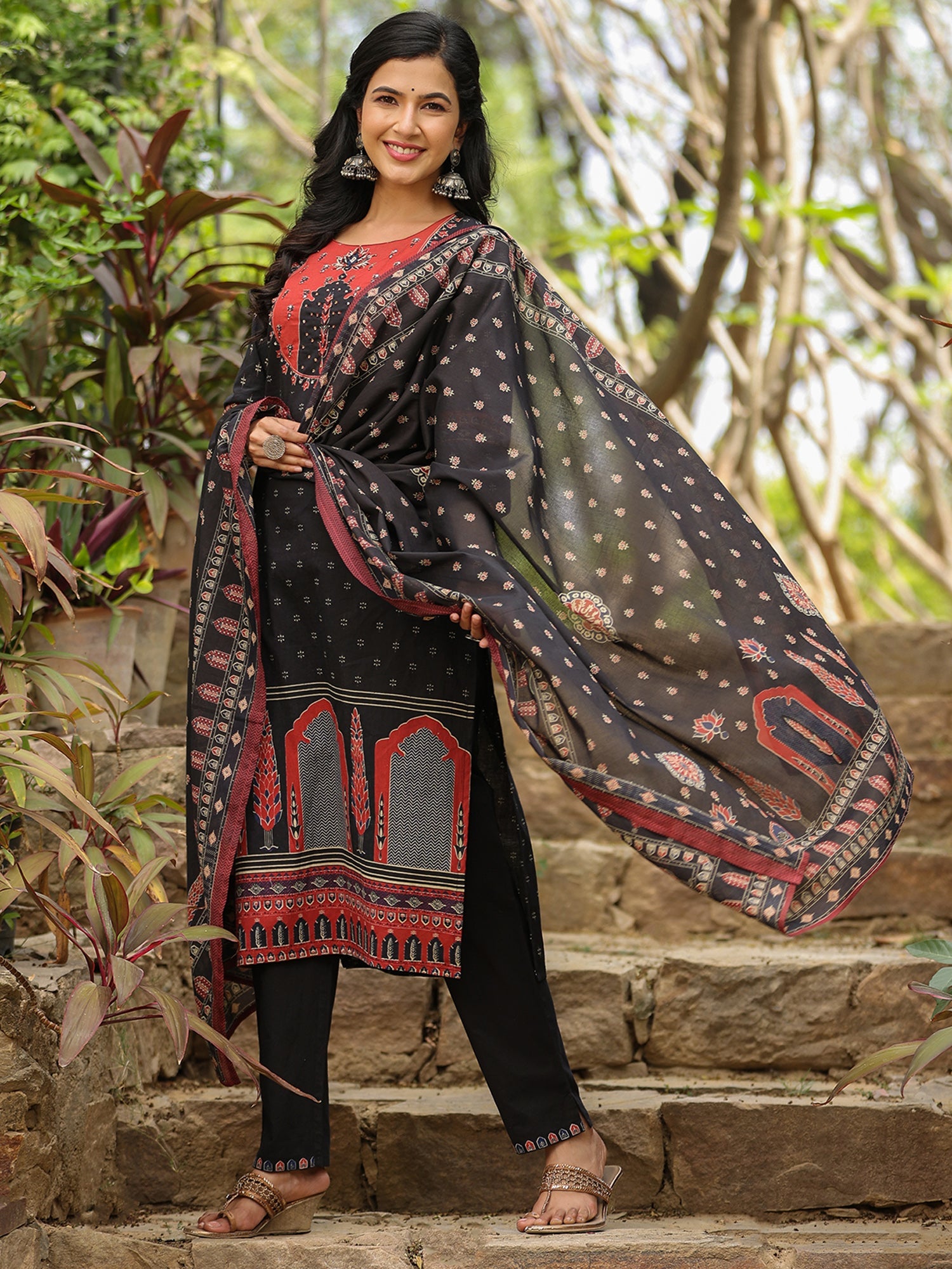 Women's Black Pure Cotton Kurta Set - Taantav