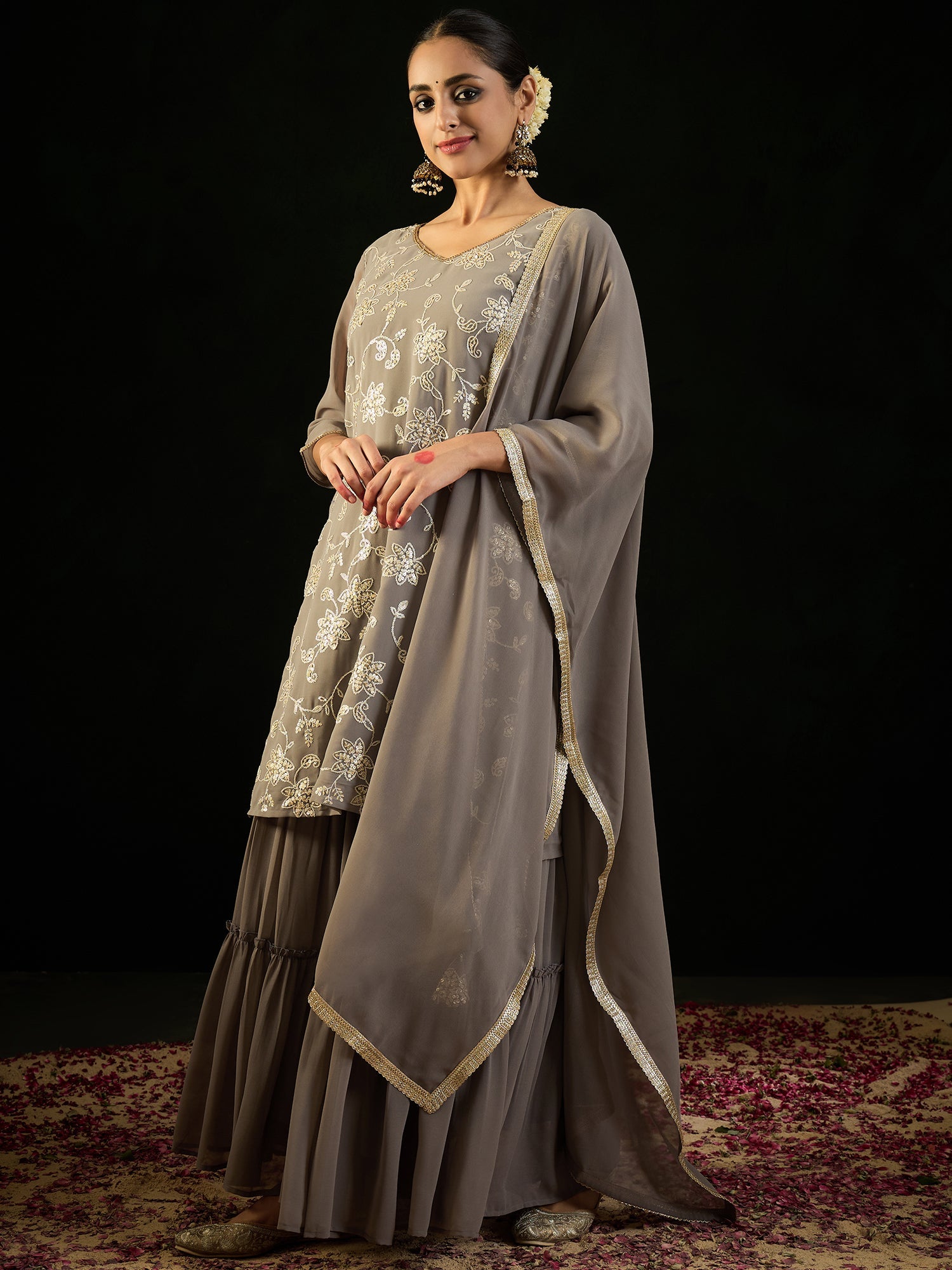 Women's Grey Georgette Kurta Set - Taantav