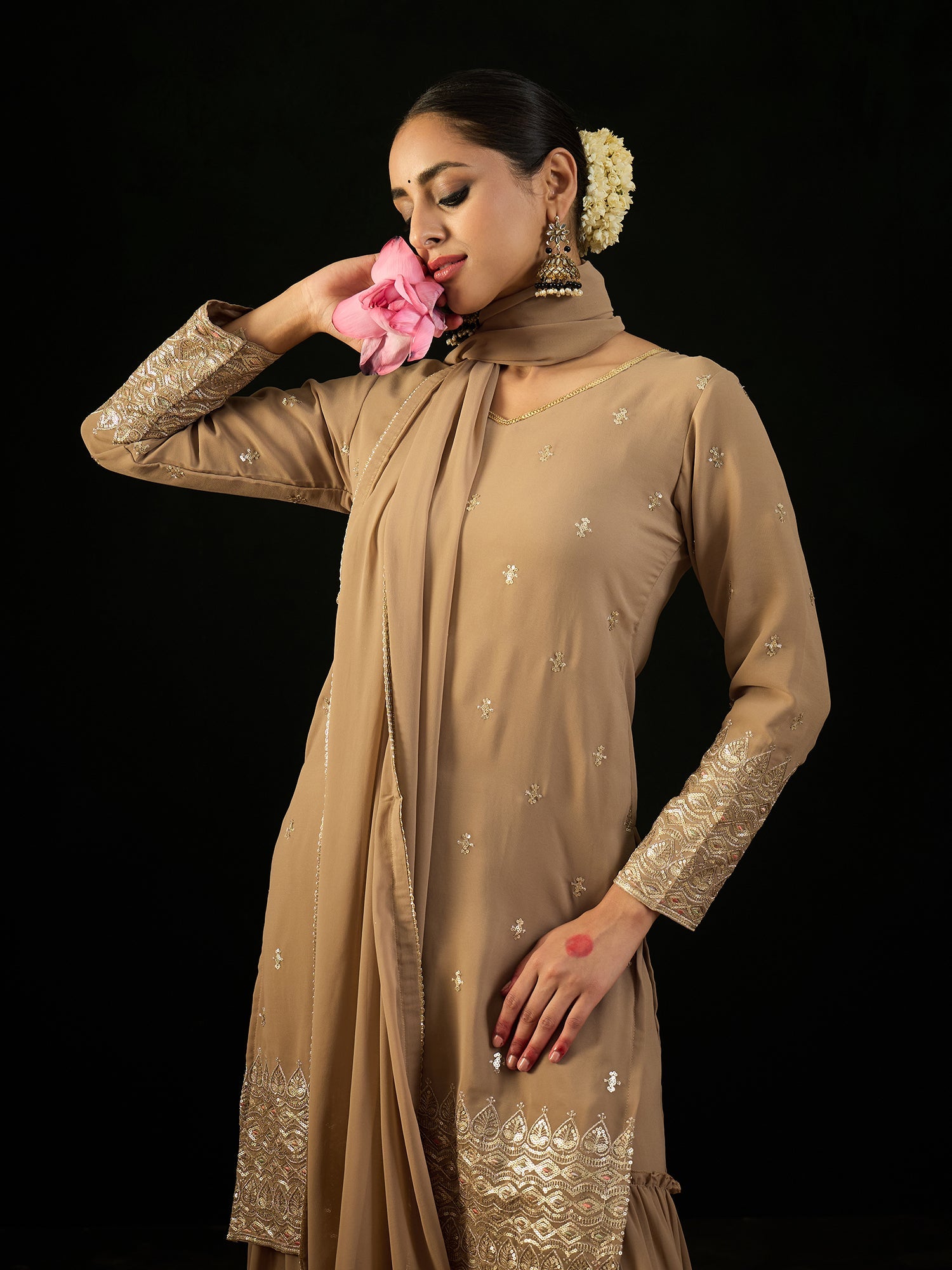 Women's Beige Georgette Kurta Set - Taantav