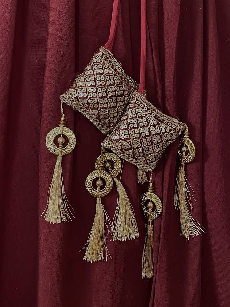 Color_Maroon