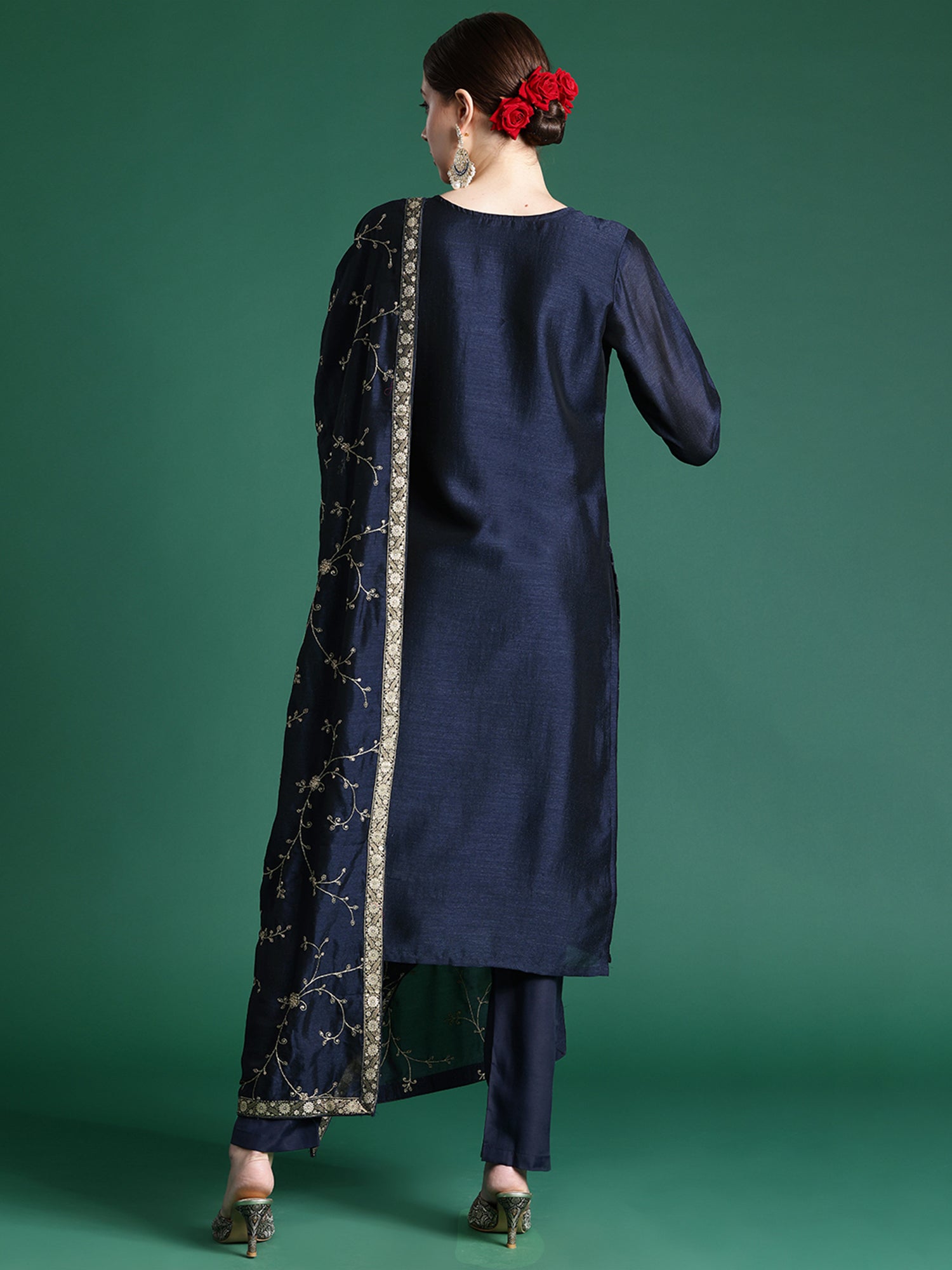 Women's Blue Silk Blend Kurta Set - Taantav