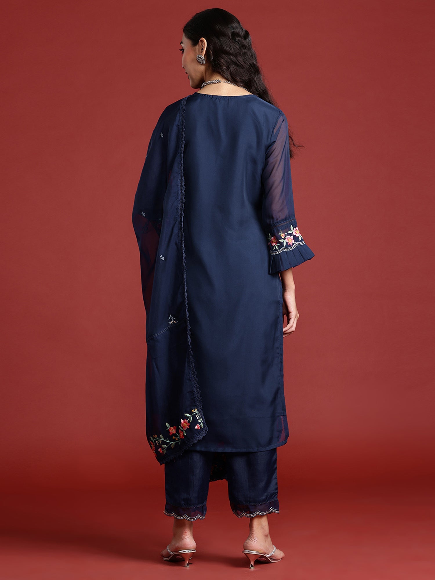 Women's Navy Blue Organza Kurta Set - Taantav