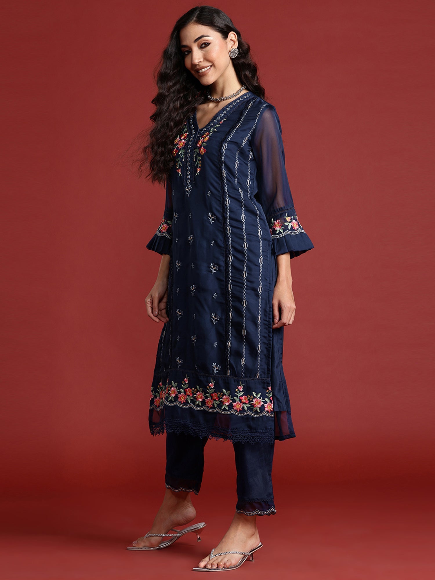 Women's Navy Blue Organza Kurta Set - Taantav