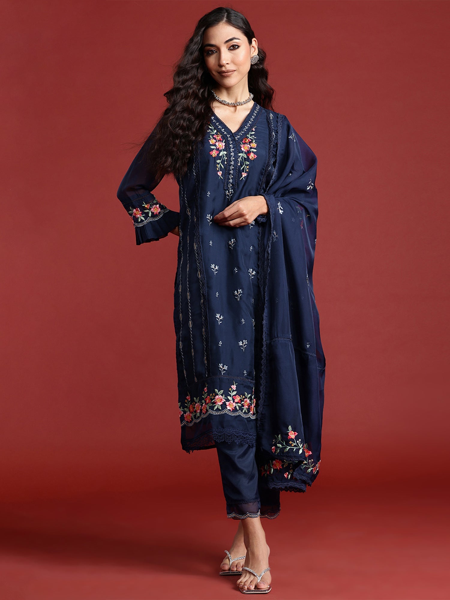 Women's Navy Blue Organza Kurta Set - Taantav