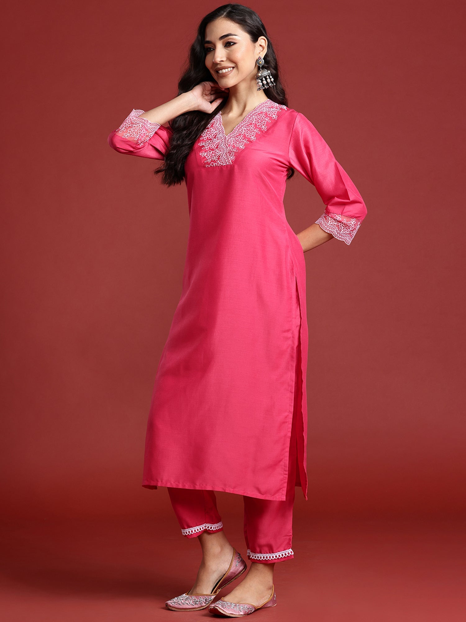 Women's Pink Silk Blend Kurta Set - Taantav