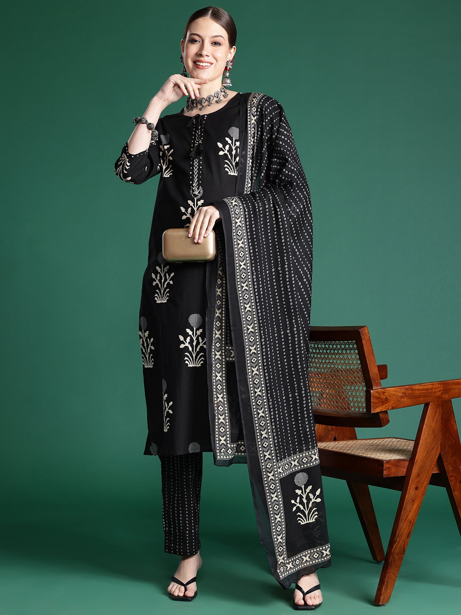 Women's Black Pure Cotton Kurta Set - Taantav