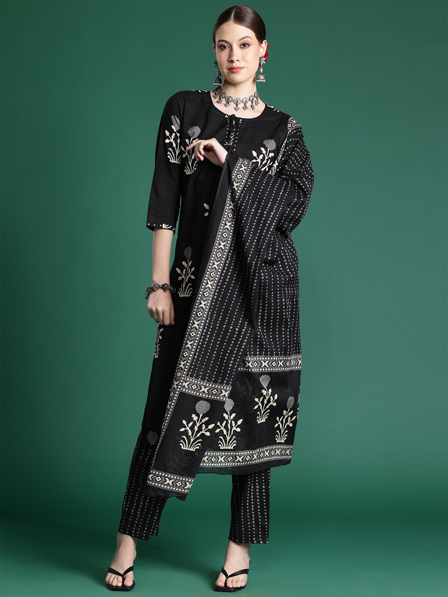 Women's Black Pure Cotton Kurta Set - Taantav