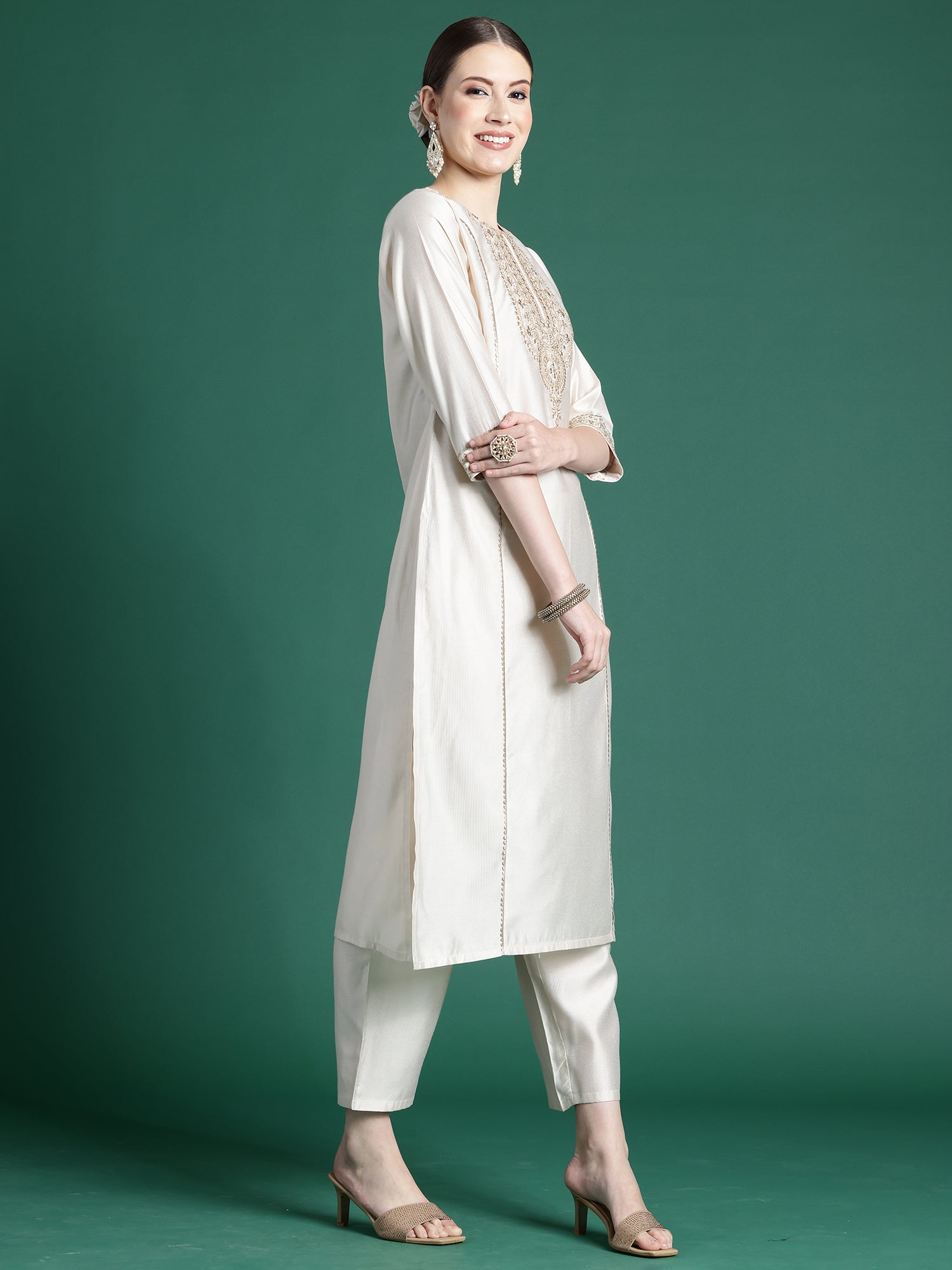 Women's Off White Liva Kurta Set - Taantav