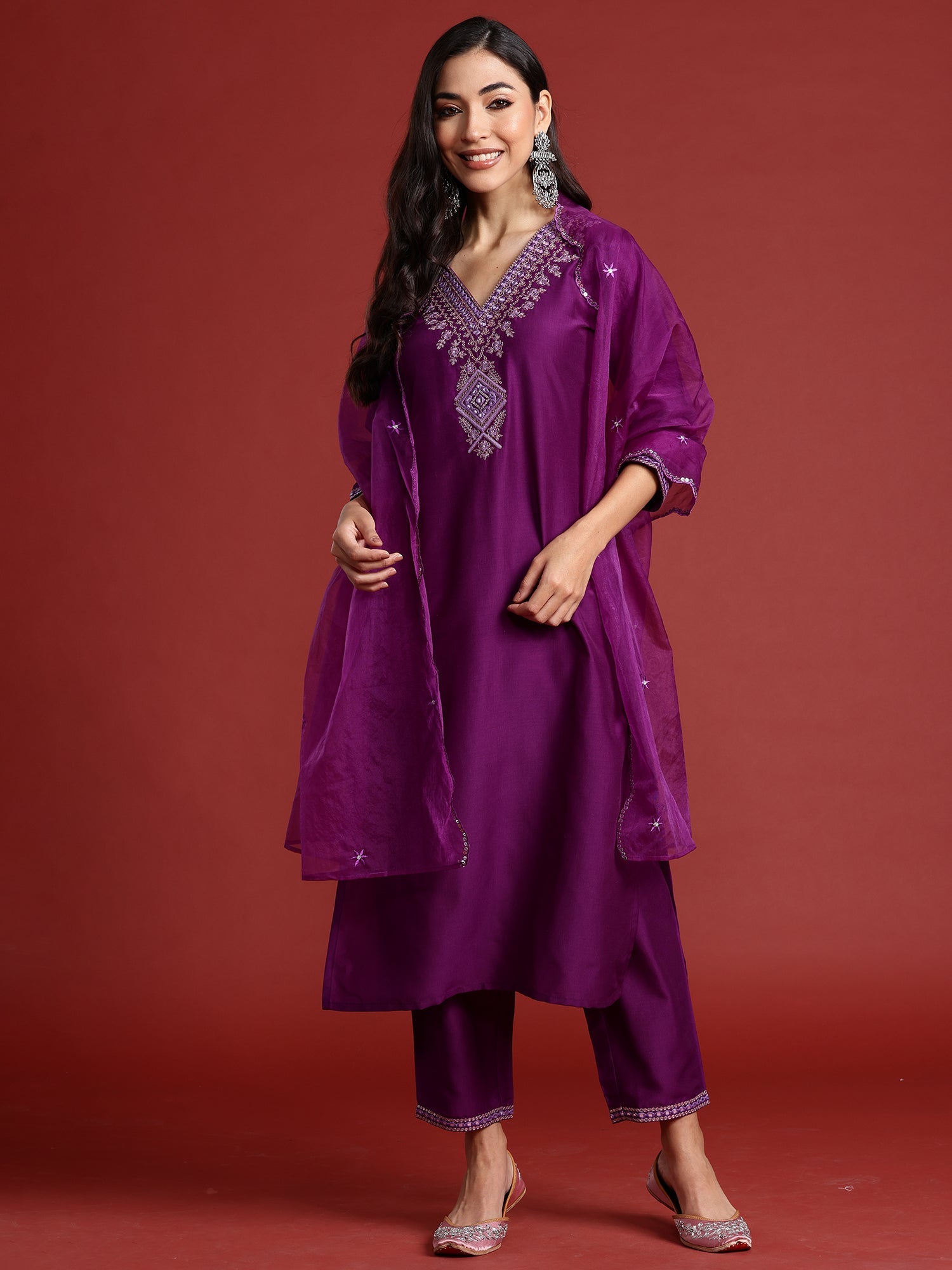 Women's Purple Silk Blend Kurta Set - Taantav