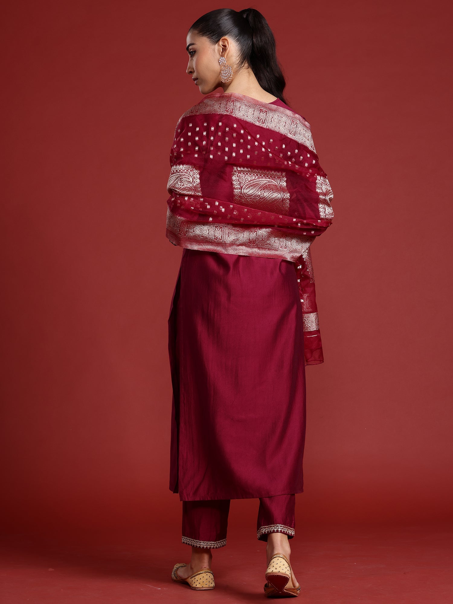 Women's Burgundy Liva Kurta Set - Taantav