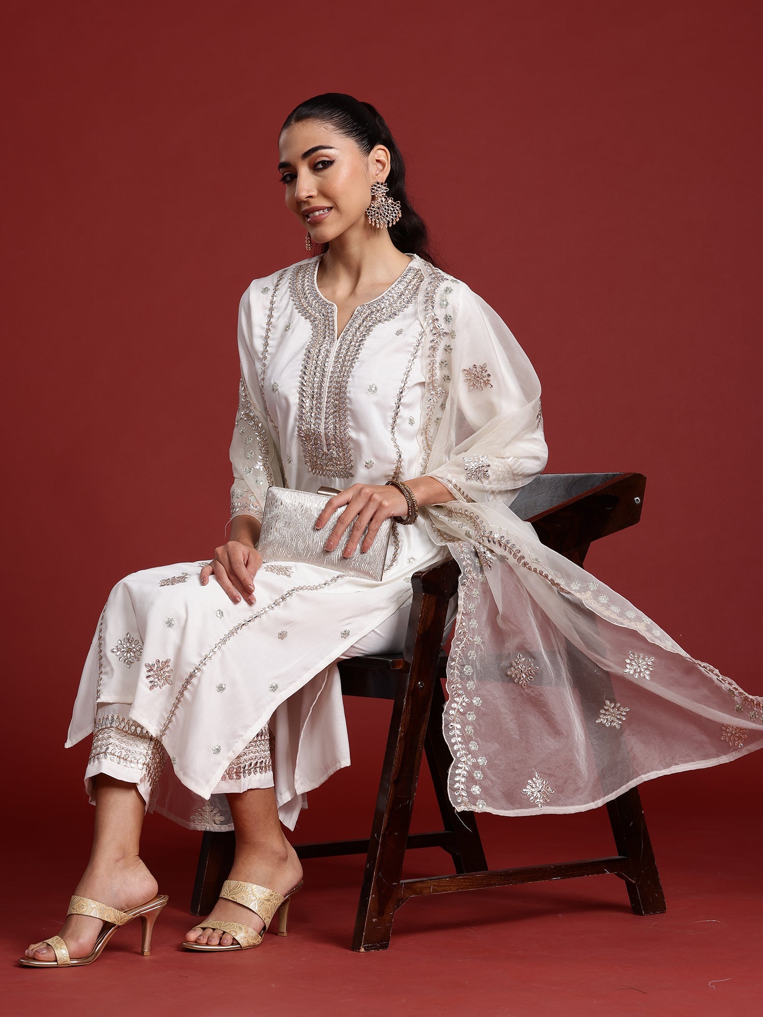 Women's Off White Silk Blend Kurta Set - Taantav