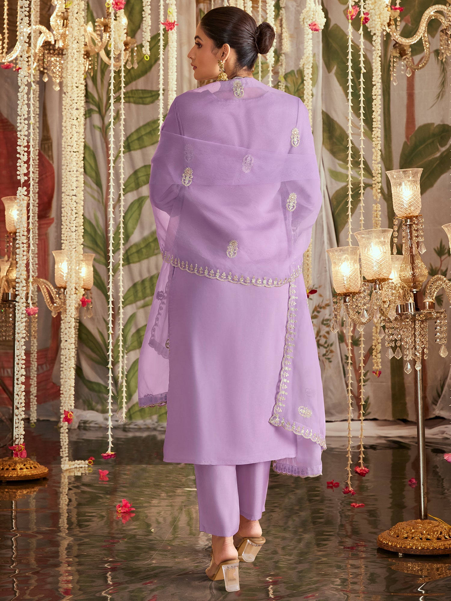 Women's Lavender Silk Blend Kurta Set - Taantav