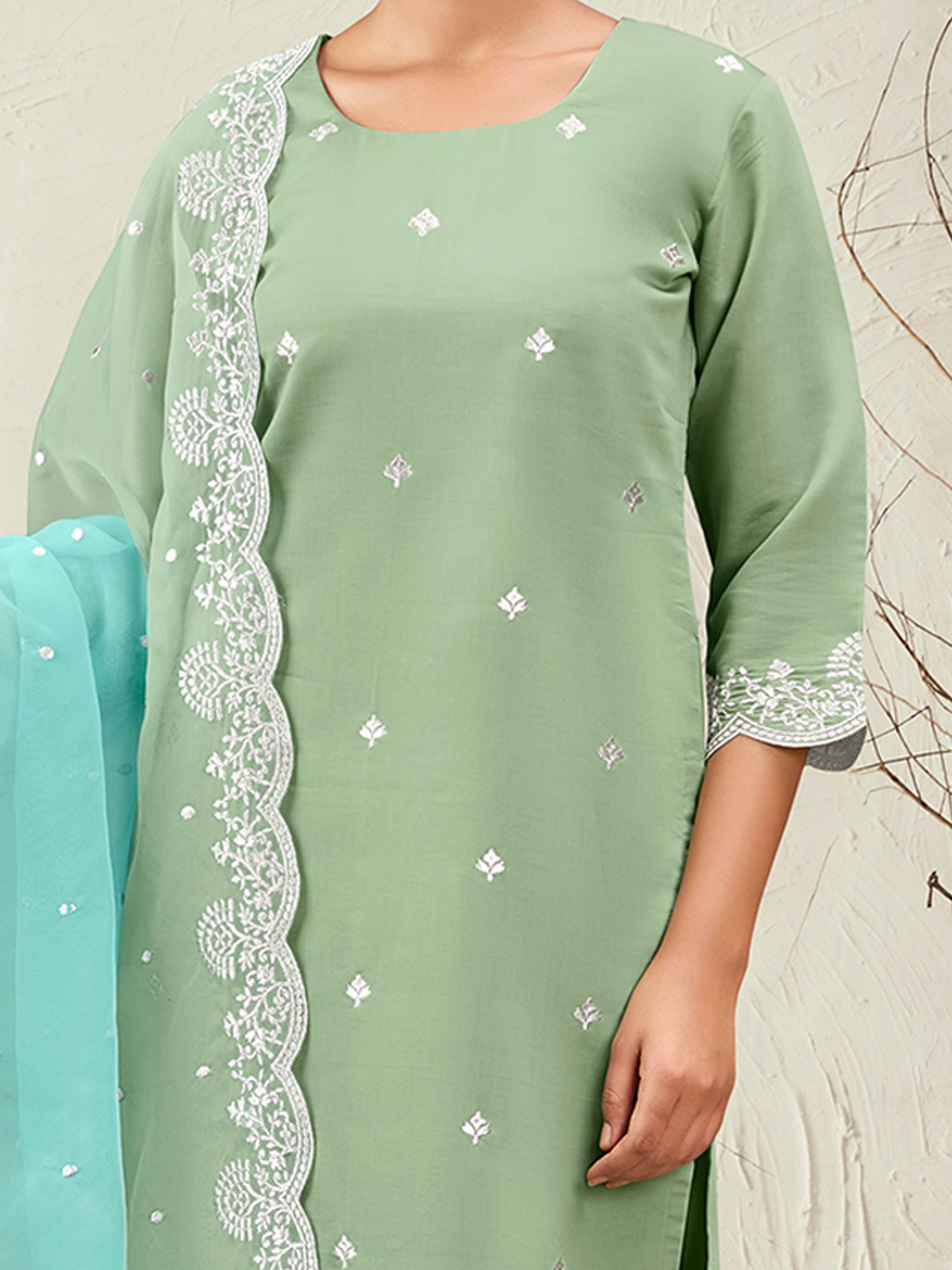 Women's Sea Green Silk Blend Kurta Set - Taantav