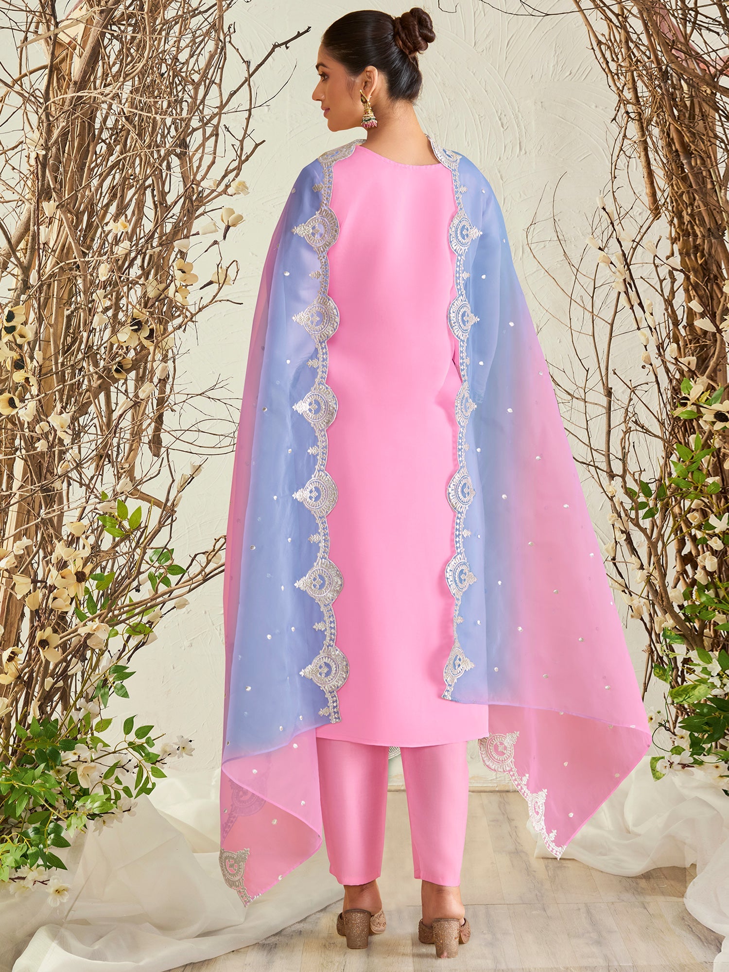 Women's Pink Silk Blend Kurta Set - Taantav