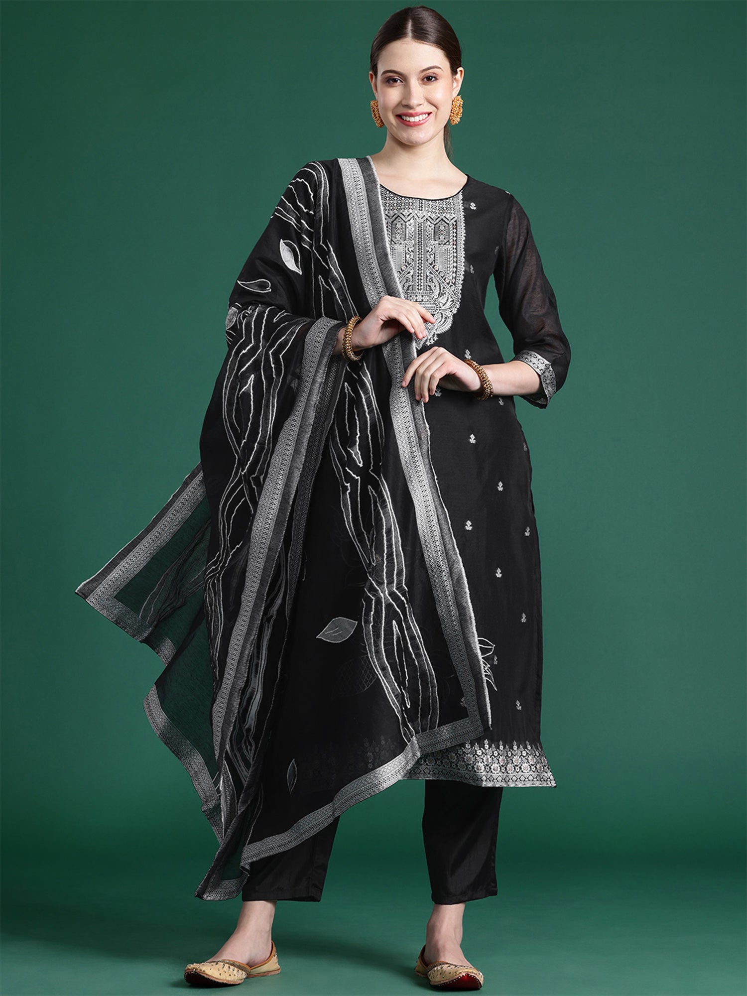 Women's Black Silk Blend Kurta Set - Taantav