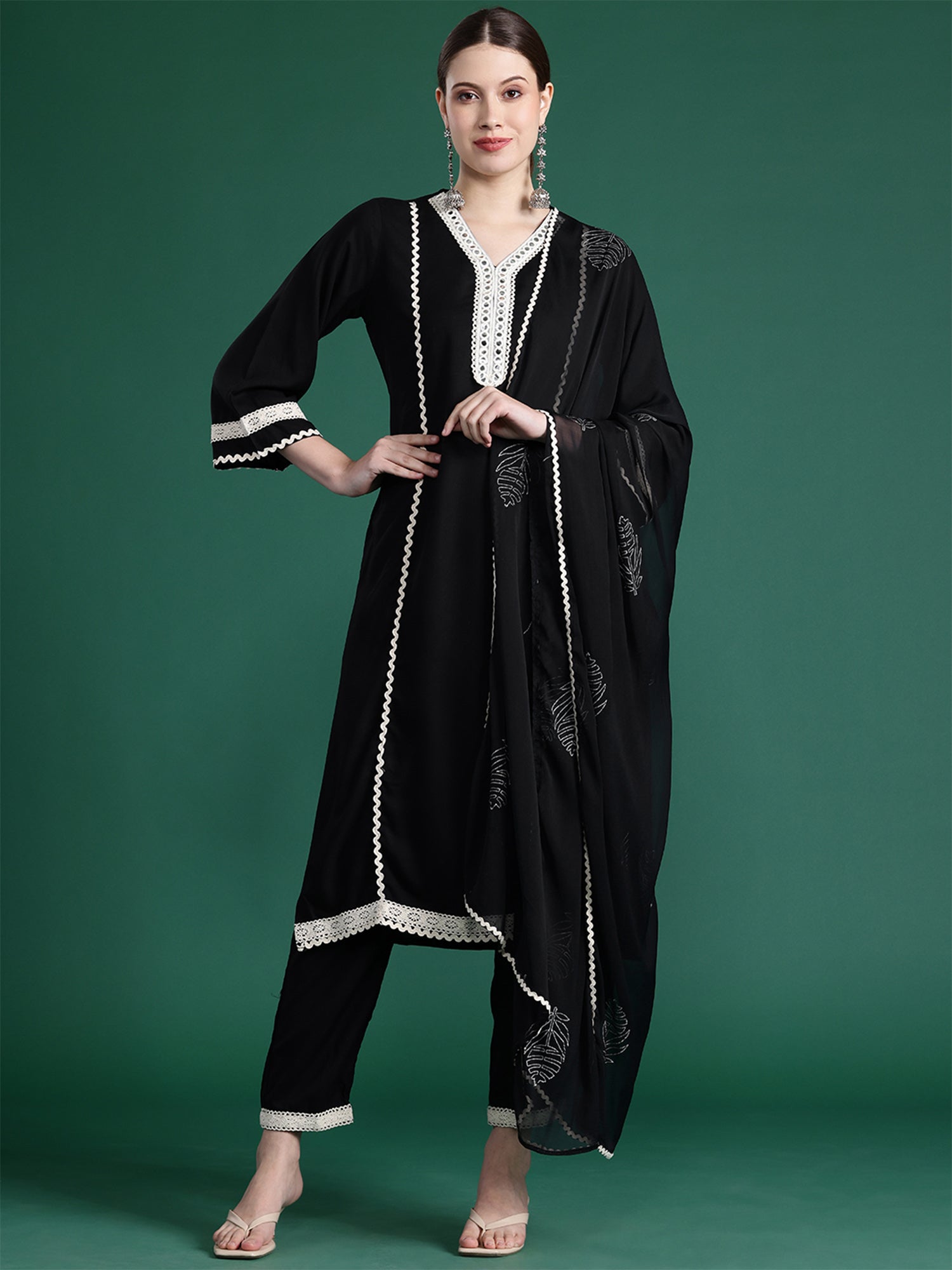 Women's Black Viscose Rayon Kurta Set - Taantav