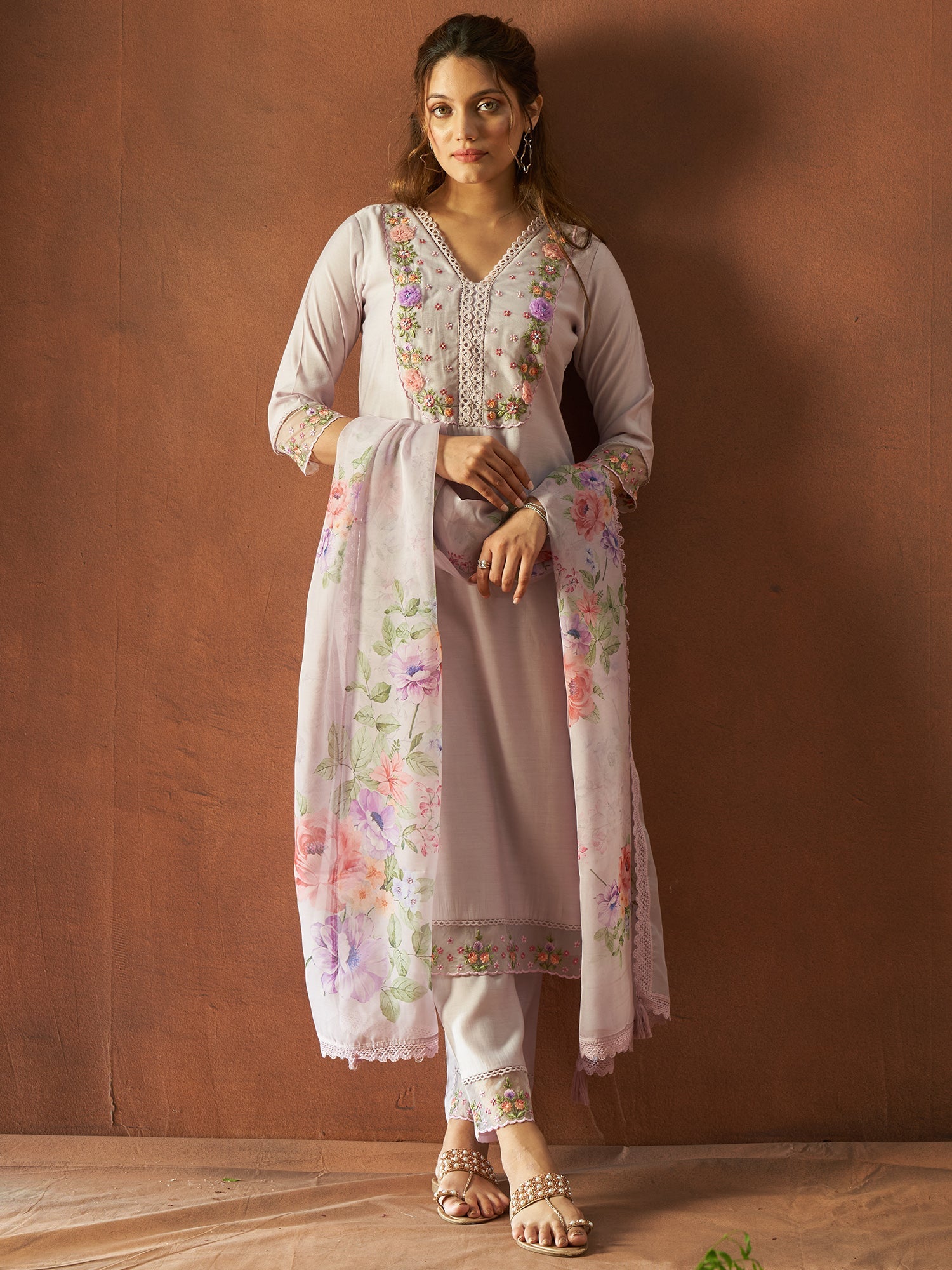 Women's Grey Silk Blend Kurta Set - Taantav