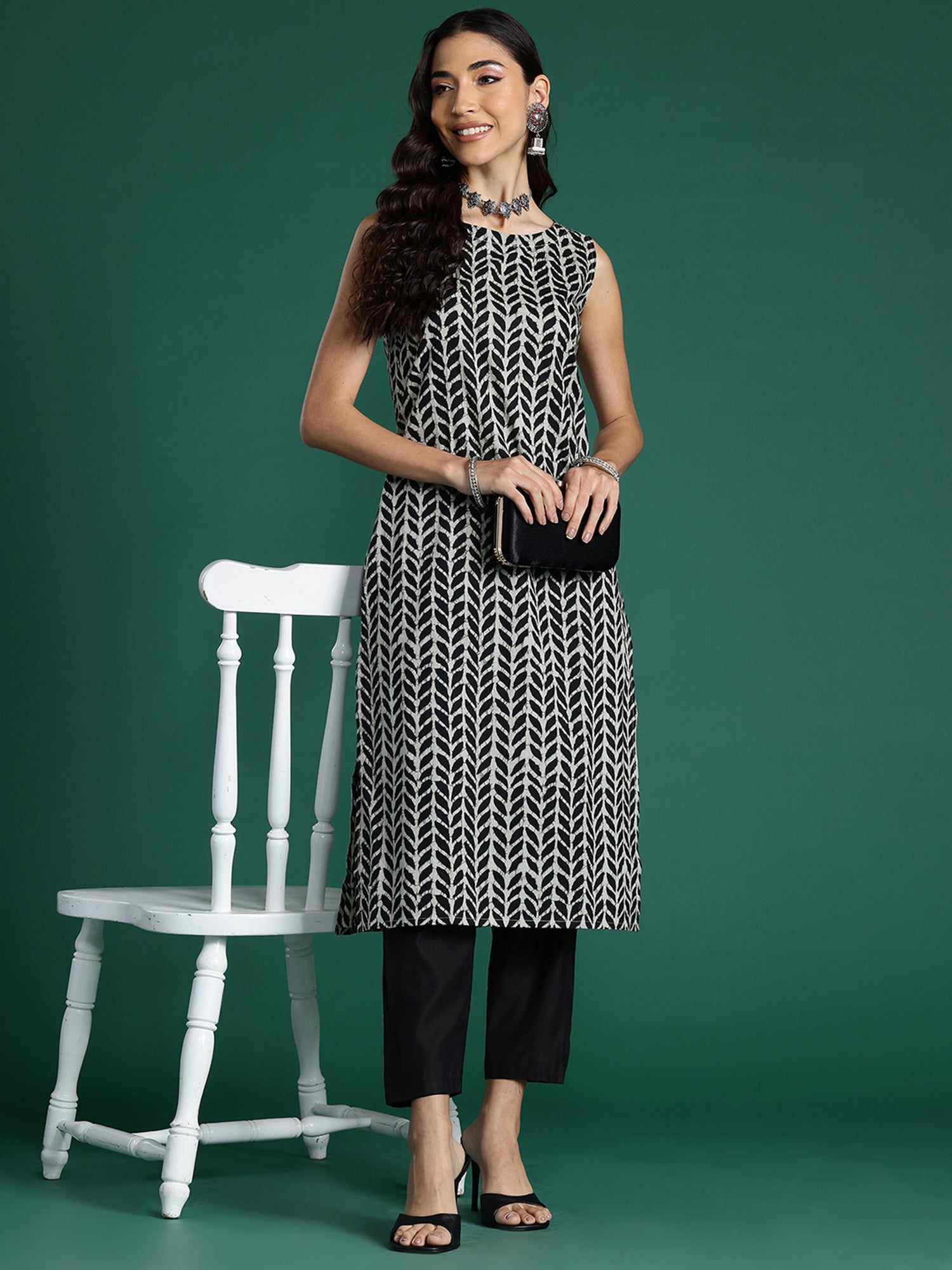 Women's Black Cotton Kurta - Taantav