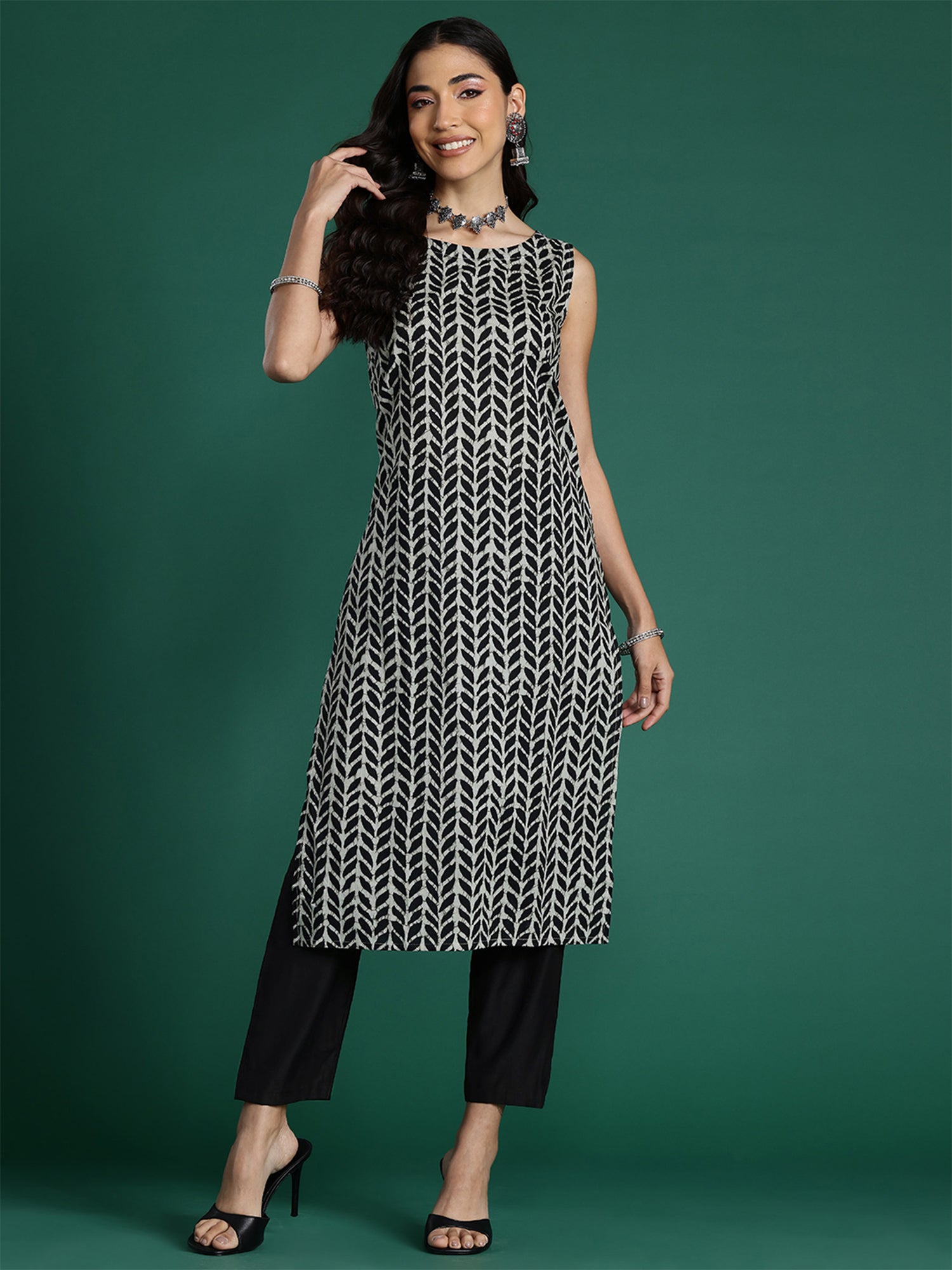 Women's Black Cotton Kurta - Taantav