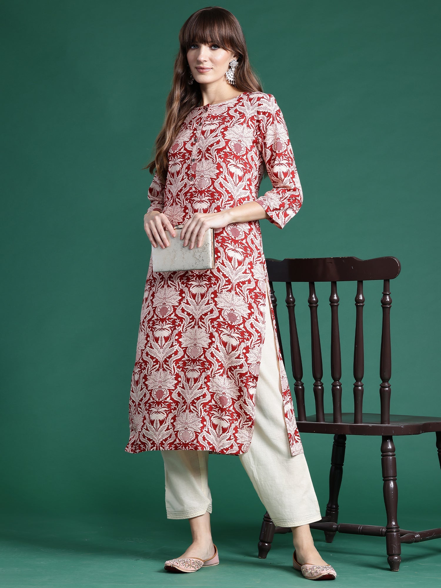 Women's Red Viscose Rayon Kurta - Taantav