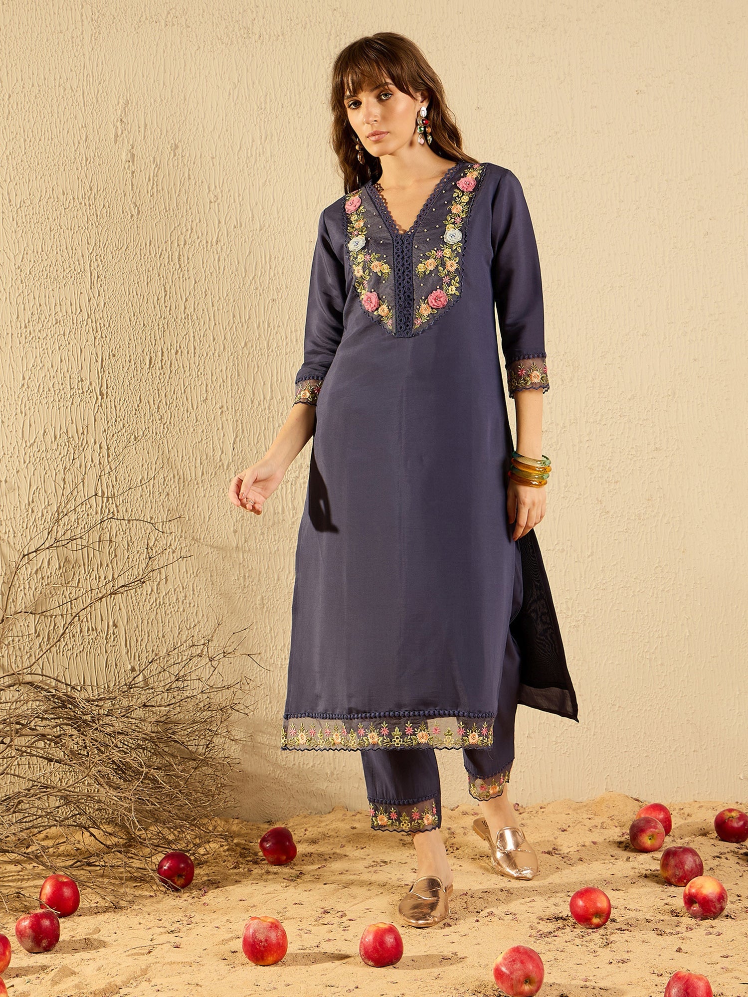 Women's Grey Silk Blend Kurta Set - Taantav