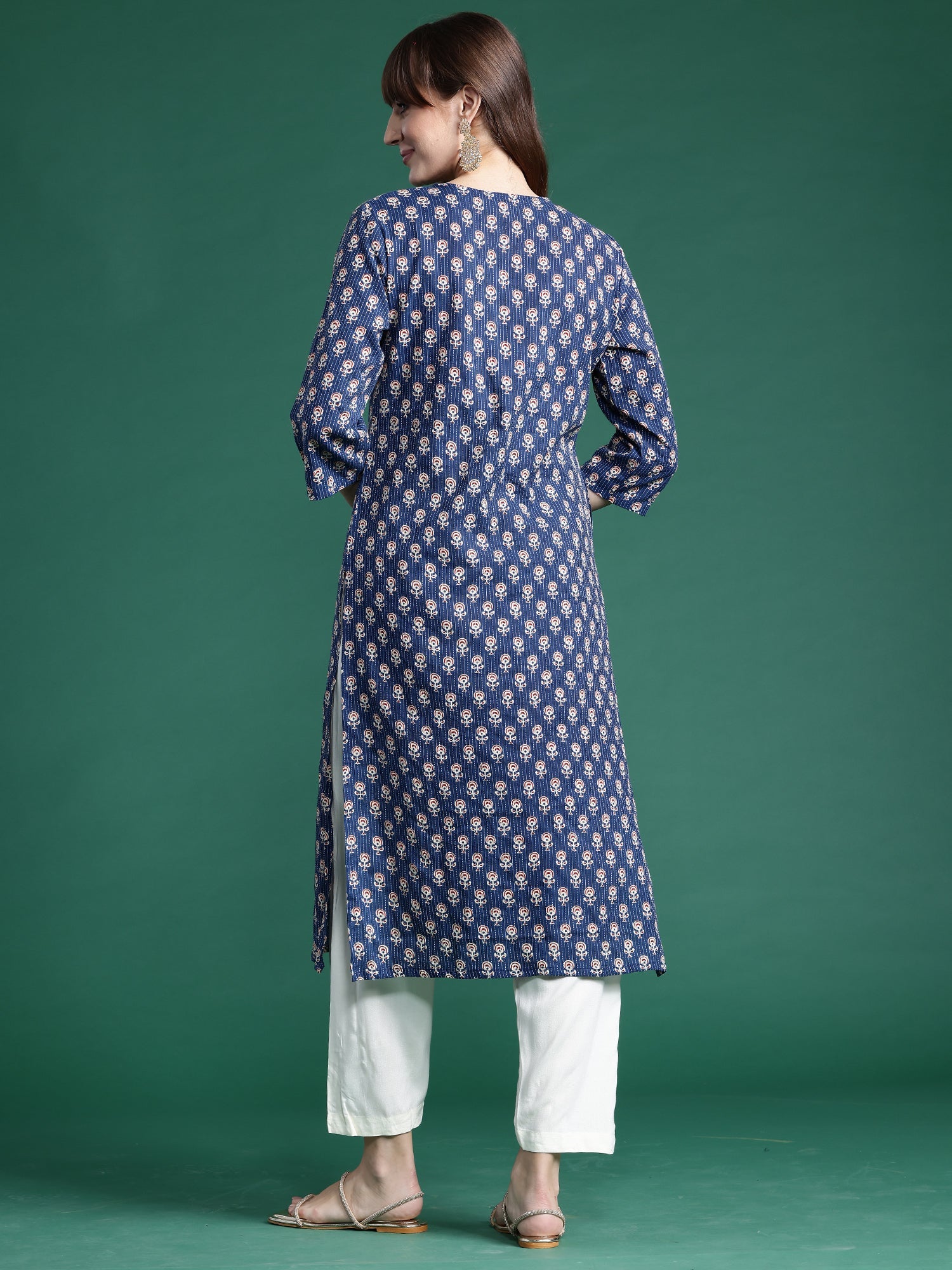 Women's Navy Blue Cotton Kurta - Taantav