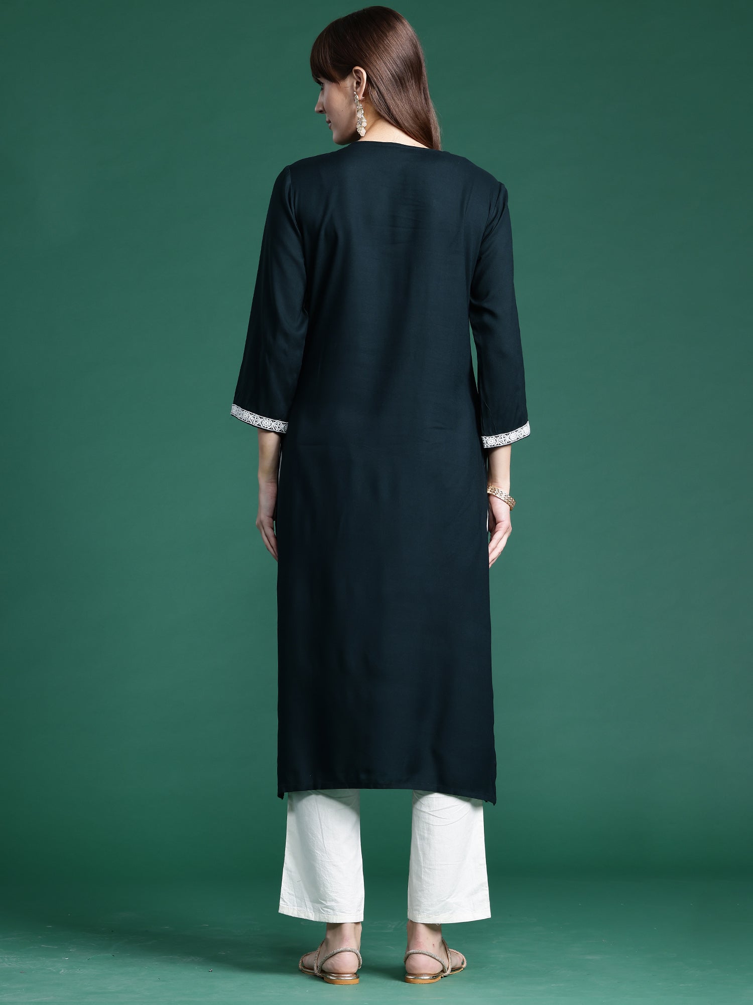 Women's Green Viscose Rayon Kurta - Taantav