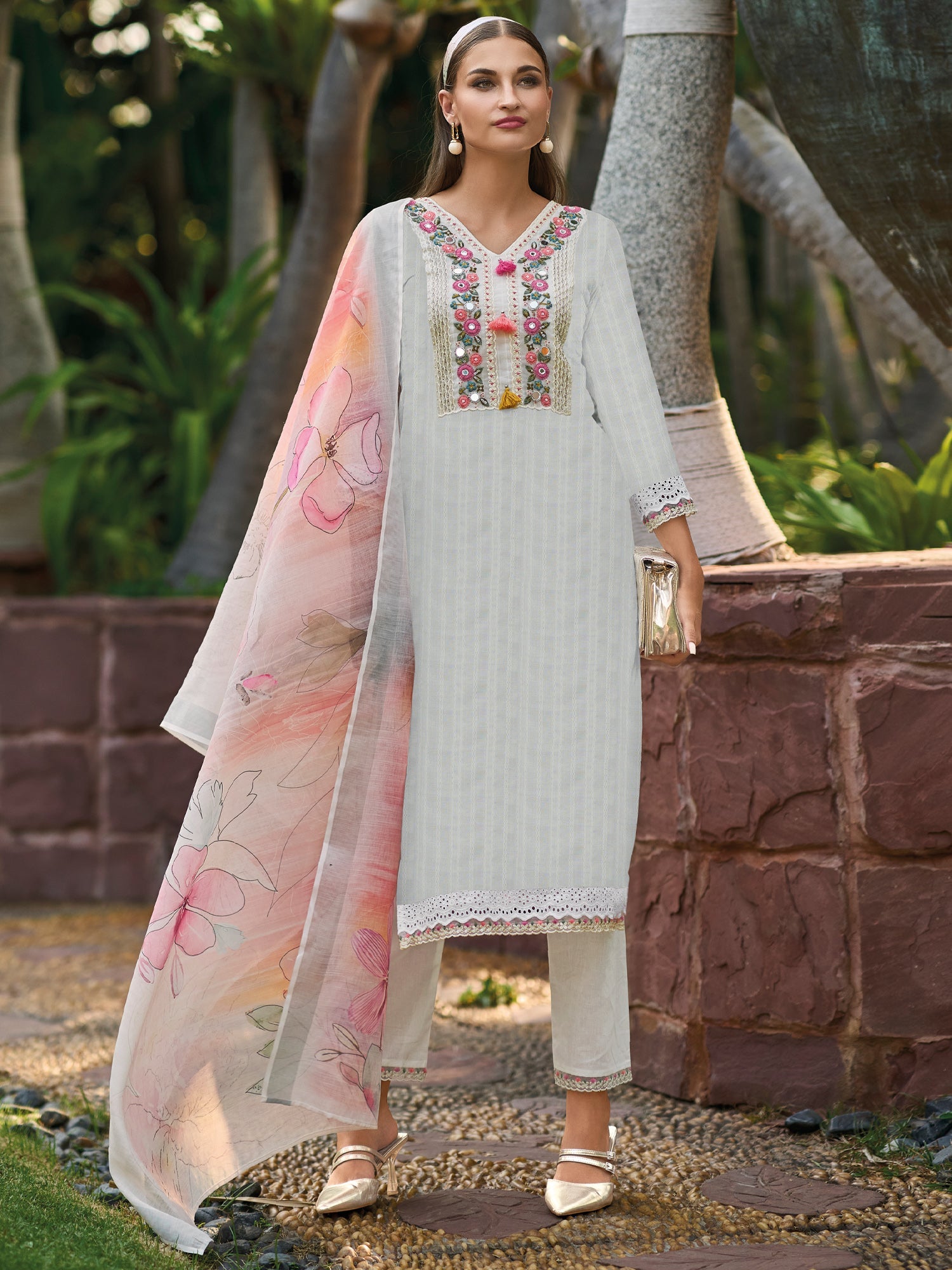 Women's Off White Pure Cotton Kurta Set - Taantav