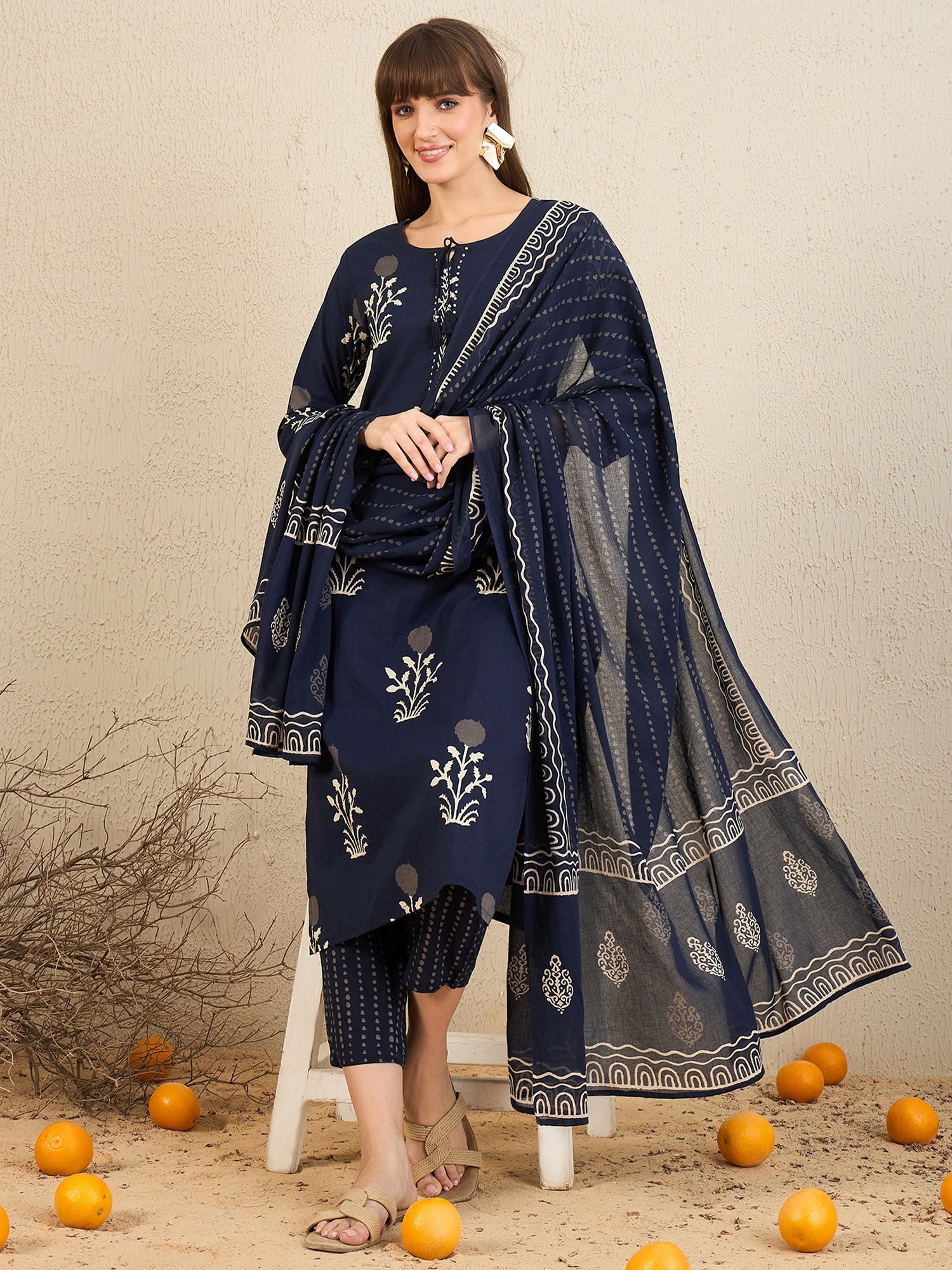 Women's Navy Blue Pure Cotton Kurta Set - Taantav