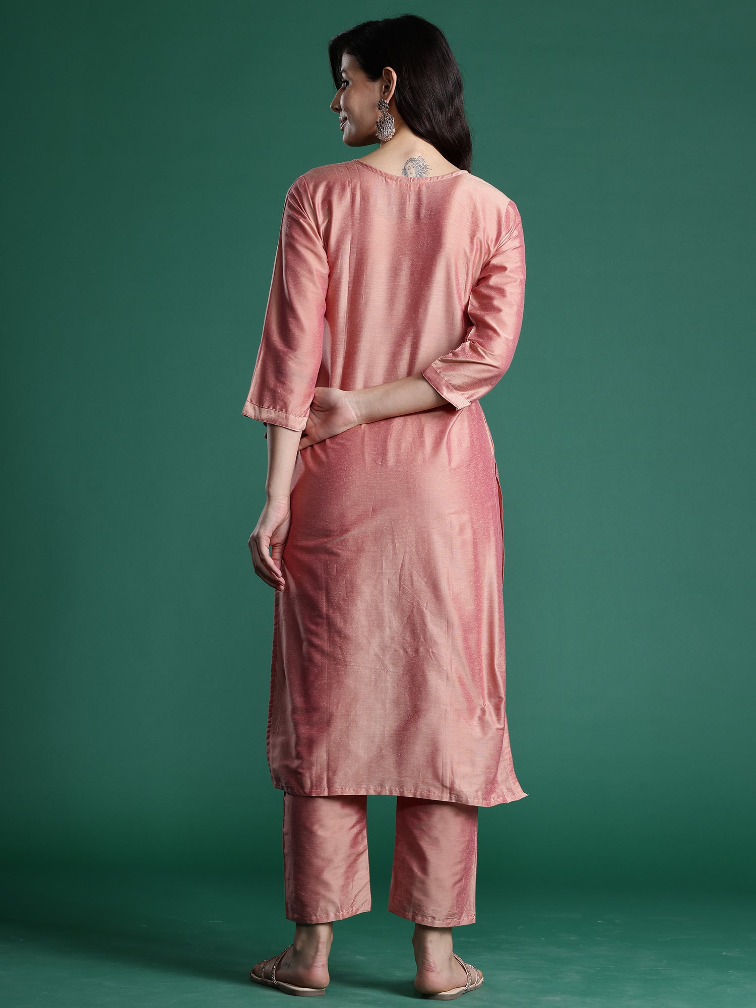 Women's Peach Silk Blend Kurta Set - Taantav