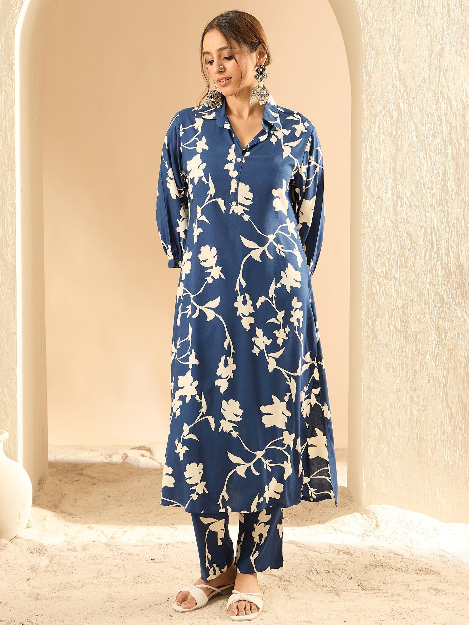 Women's Blue Viscose Rayon Kurta Set - Taantav