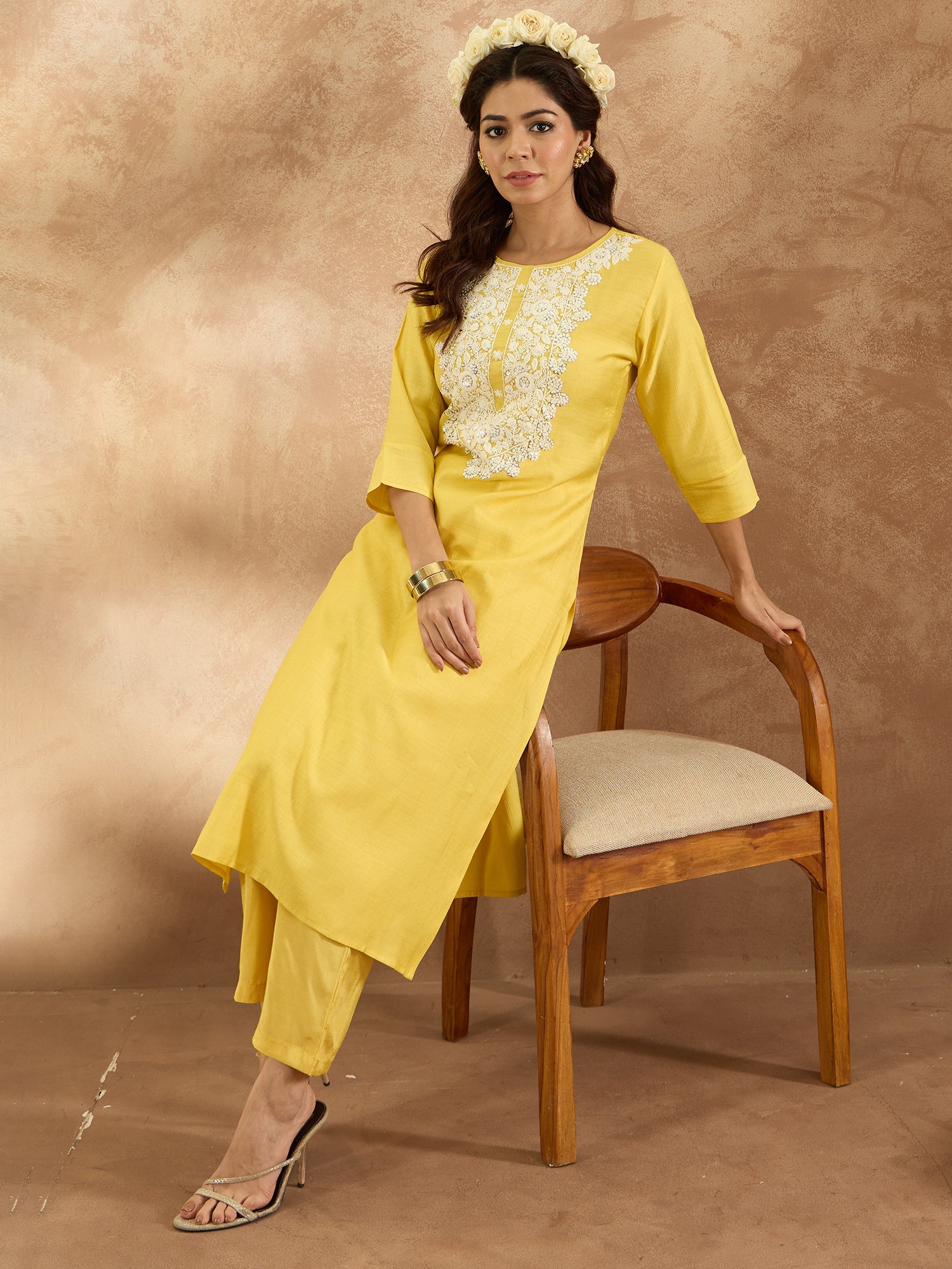 Women's Yellow Silk Blend Kurta Set - Taantav