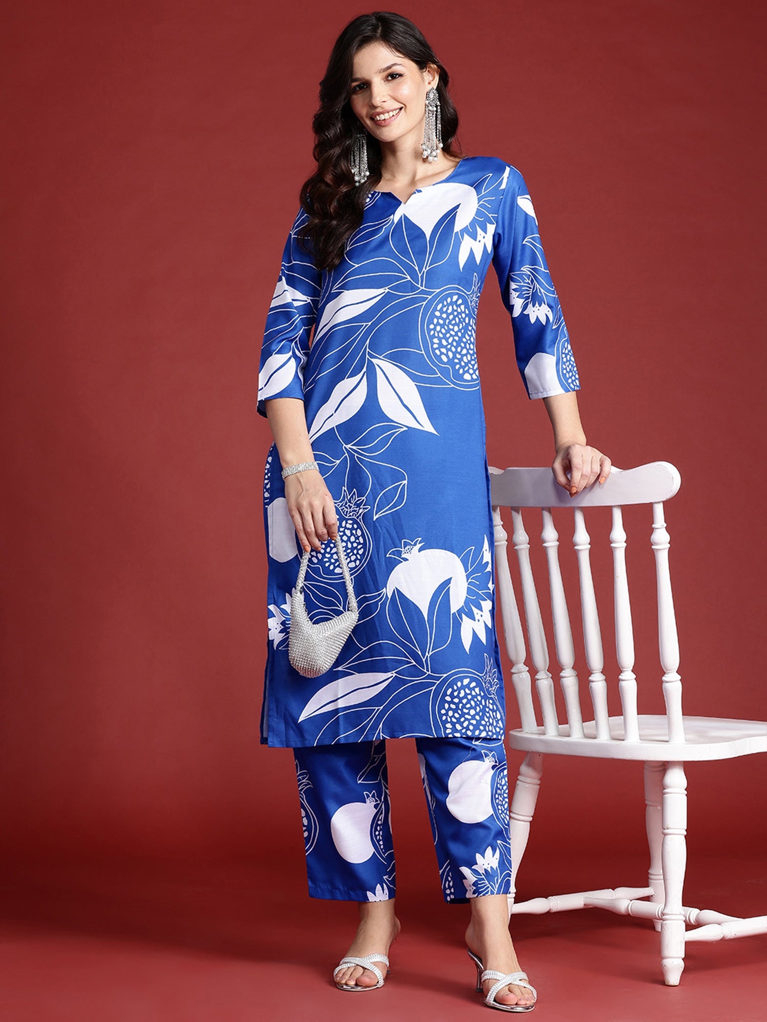 Women's Blue Cotton Blend Kurta Set - Taantav