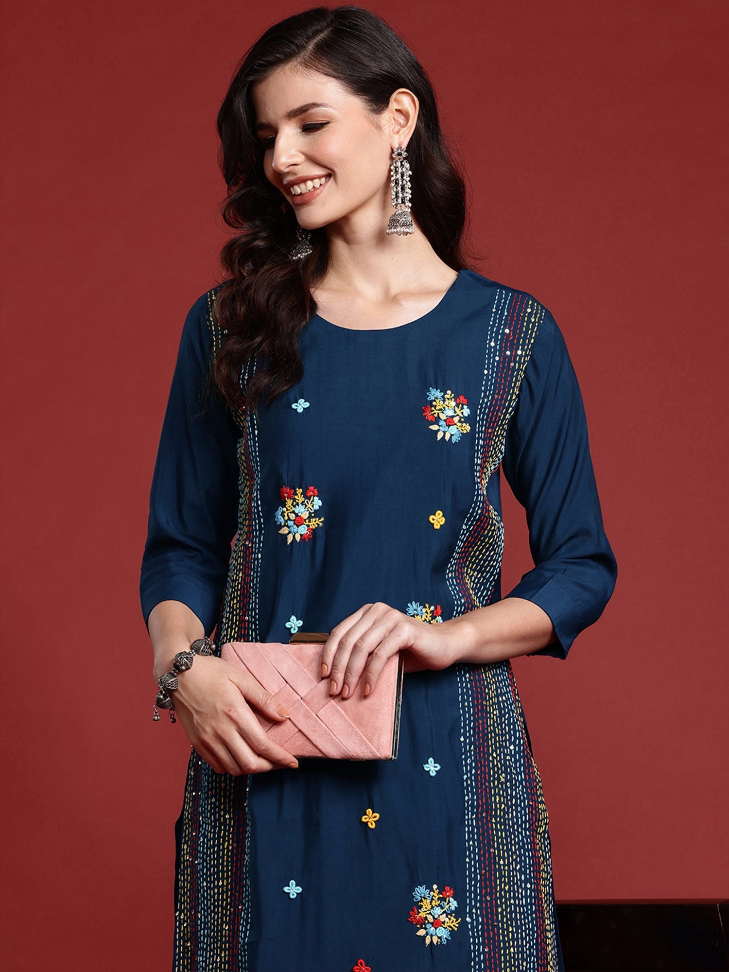 Women's Navy Blue Silk Blend Kurta Set - Taantav