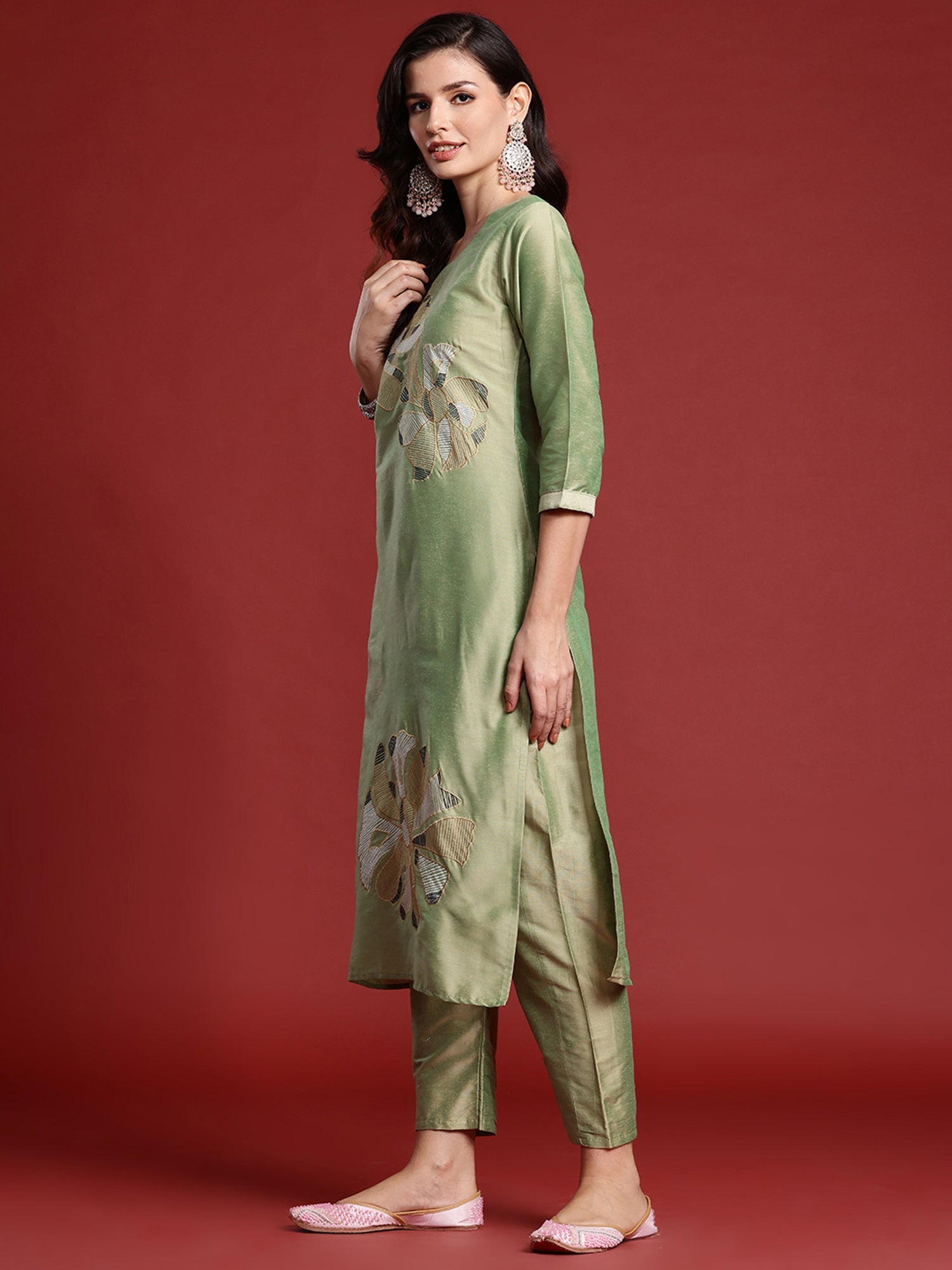 Women's Green Silk Blend Kurta Set - Taantav