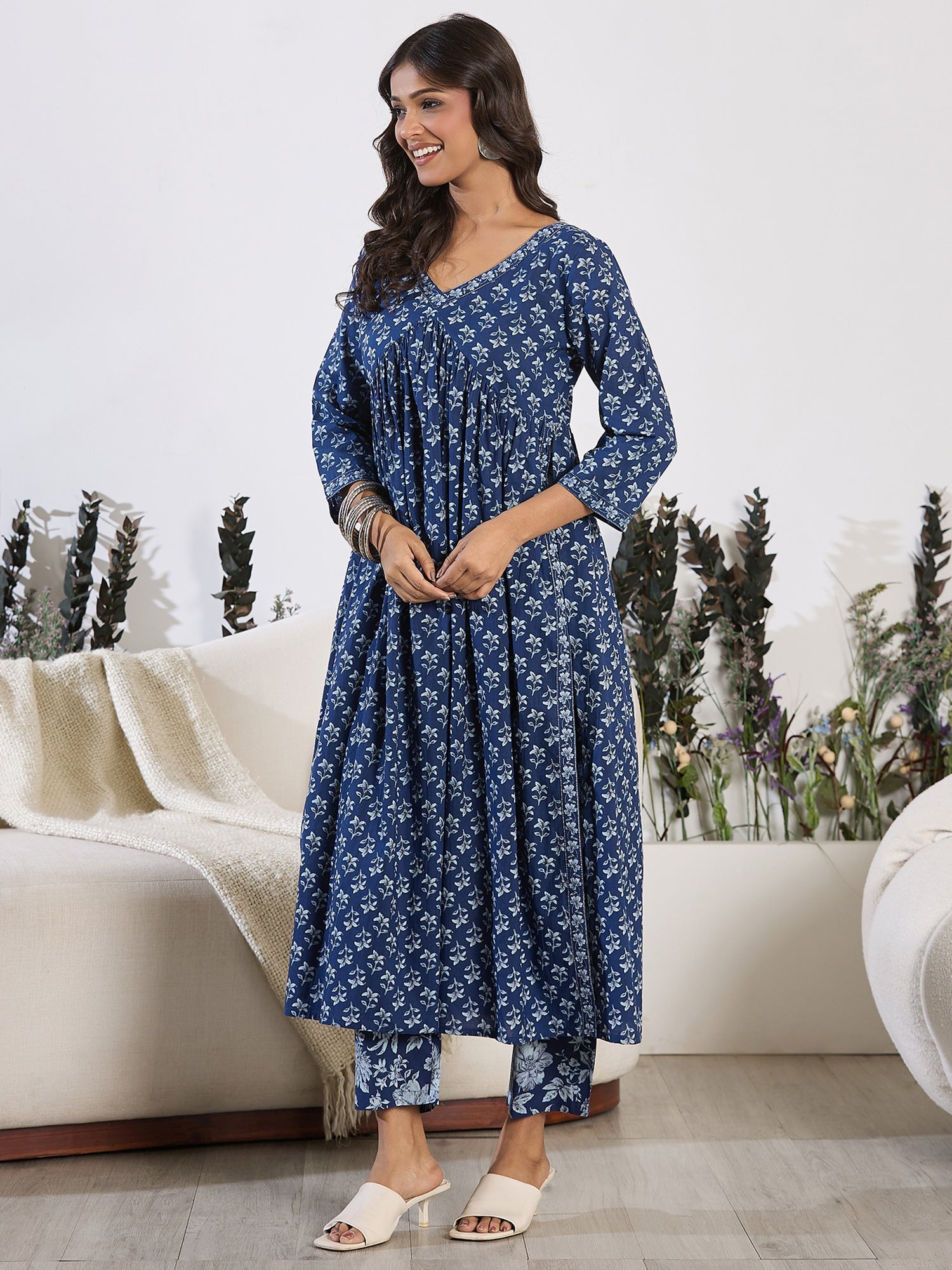 Women's Blue Pure Cotton Kurta Set - Taantav