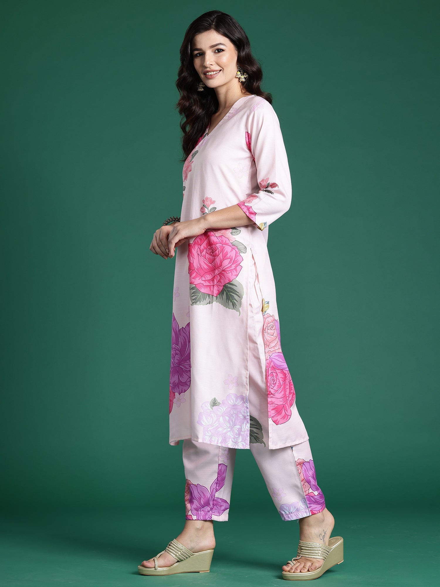 Women's Peach Cotton Blend Kurta Set - Taantav