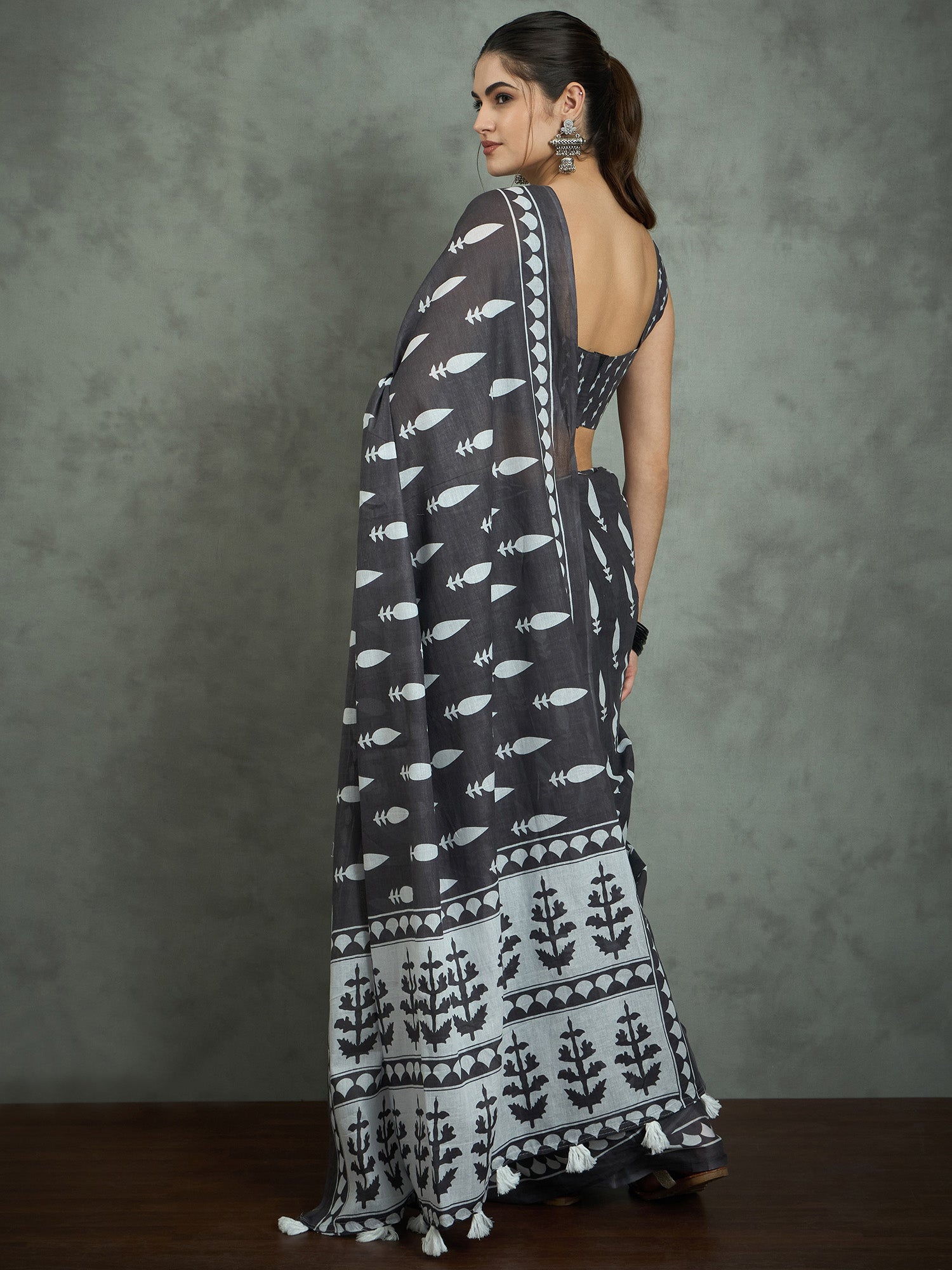 Color_Grey