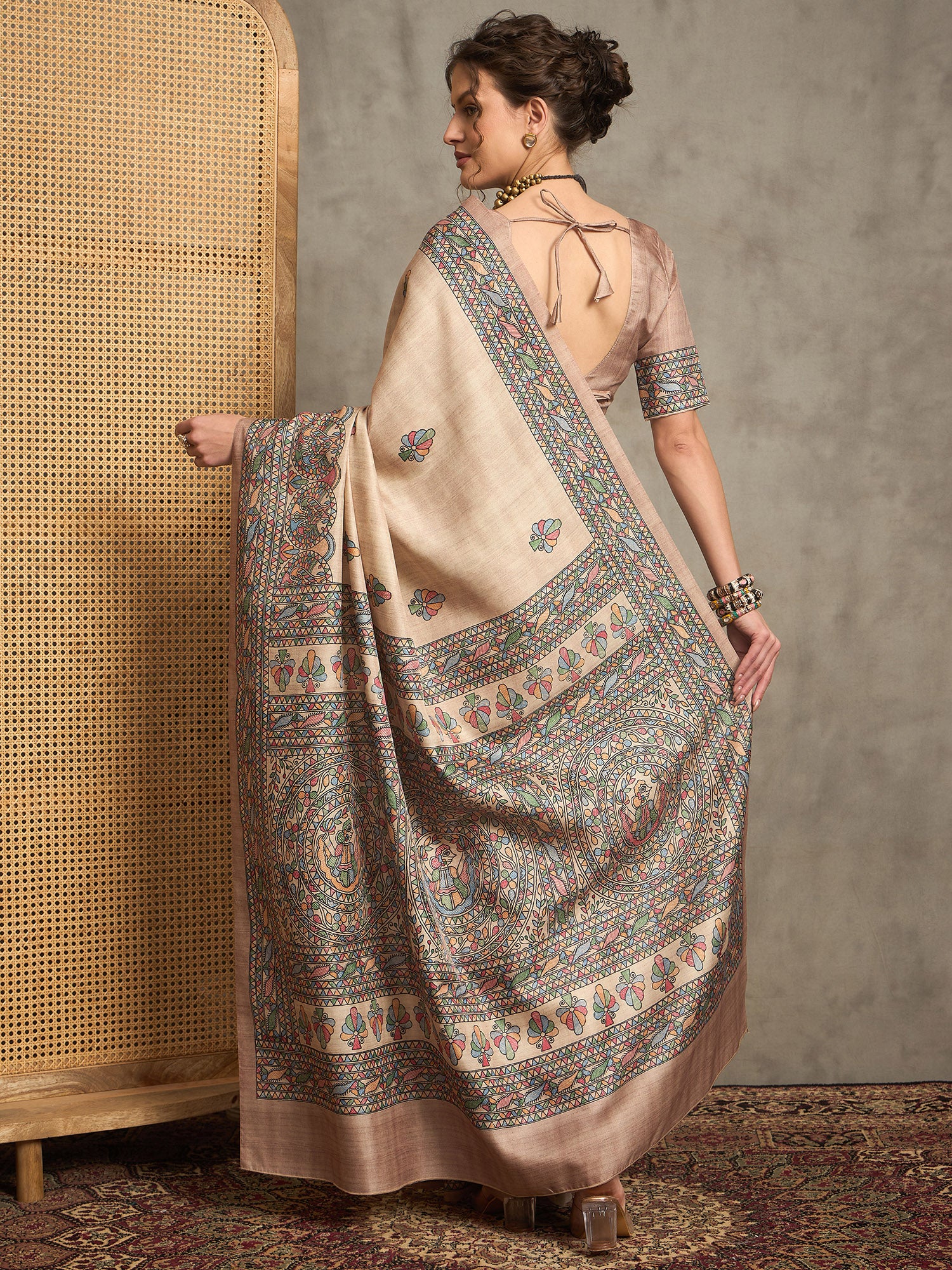 Color_Beige